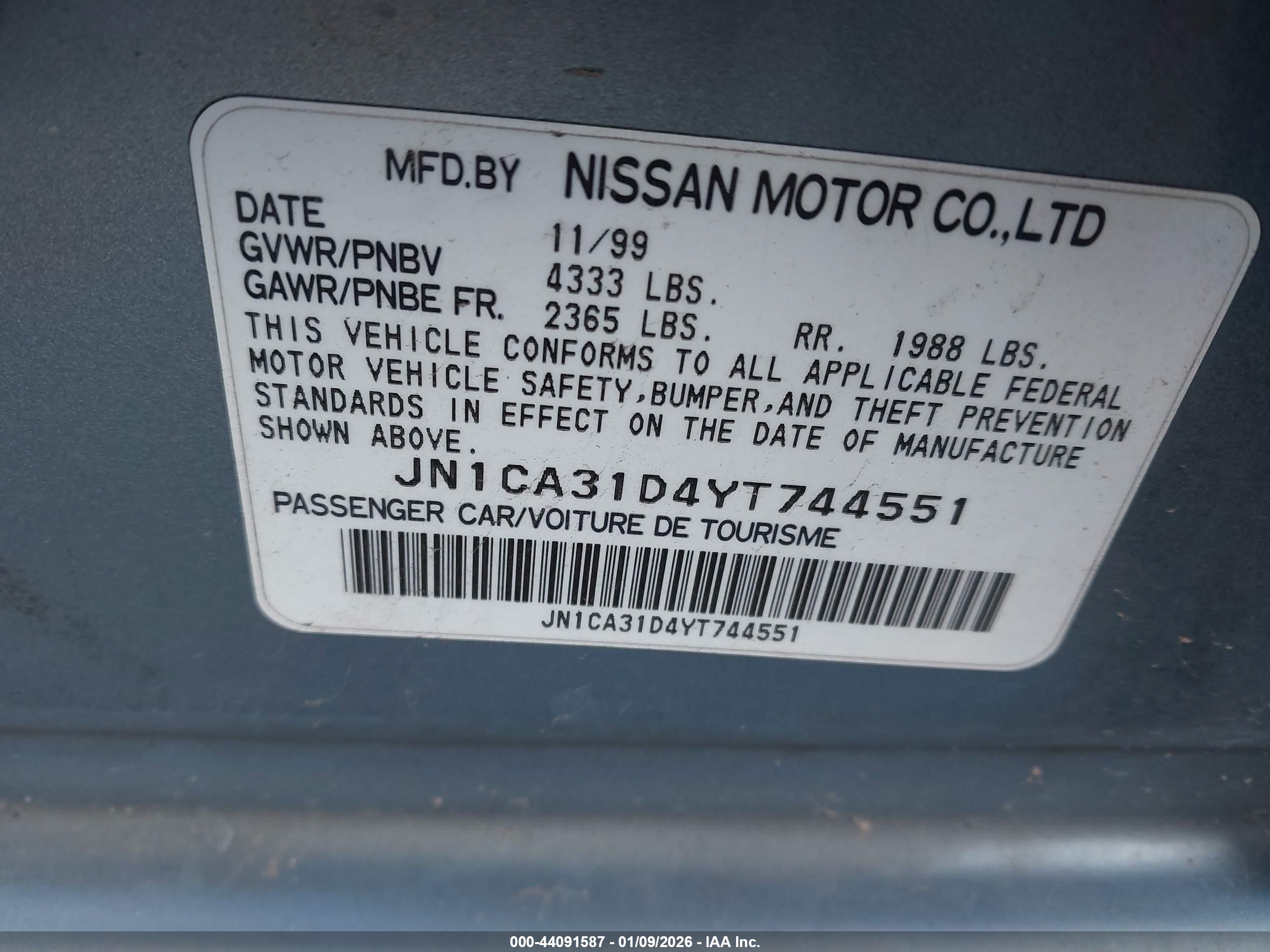 NISSAN MAXIMA image 9