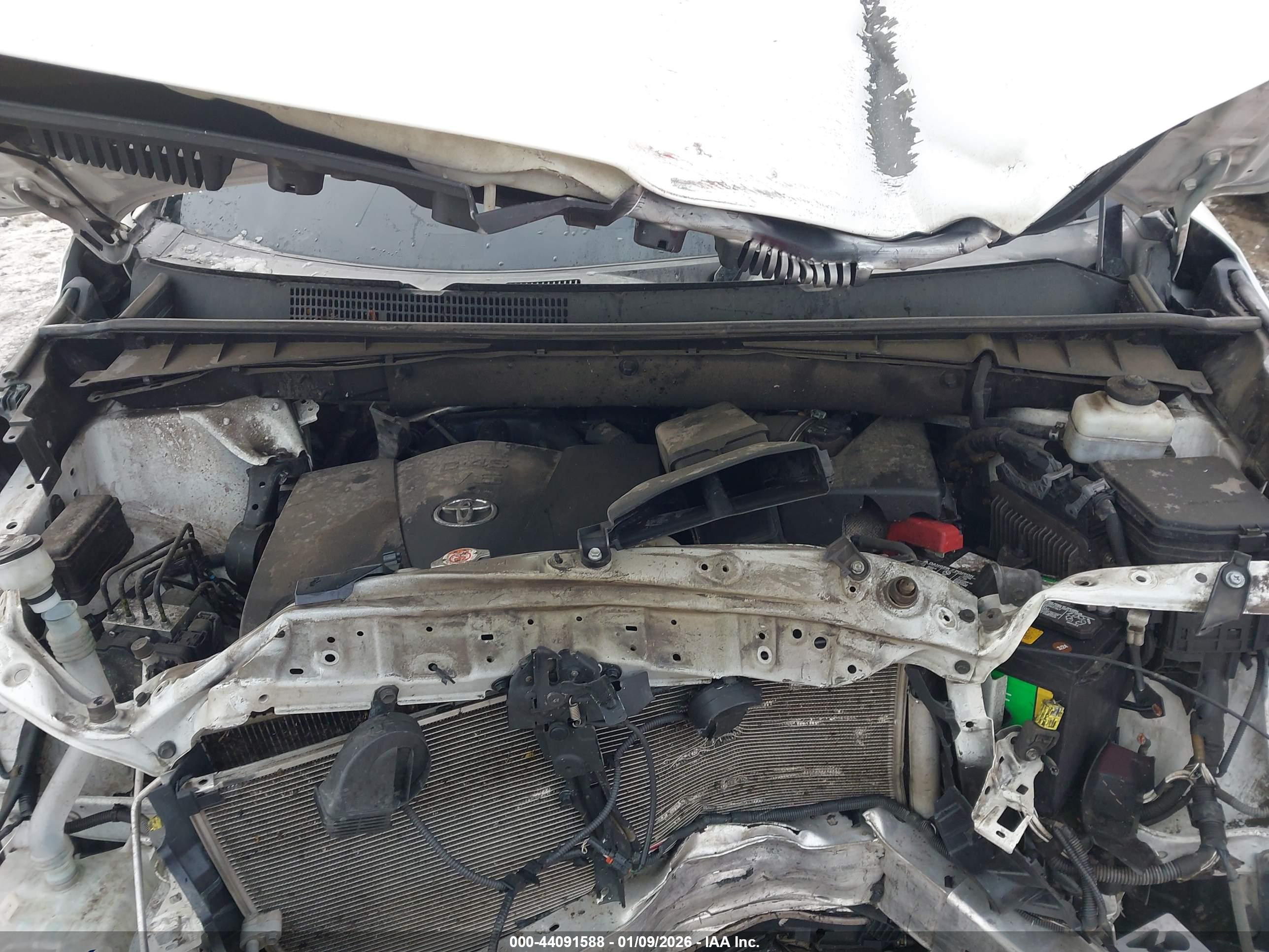 TOYOTA HIGHLANDER image 10