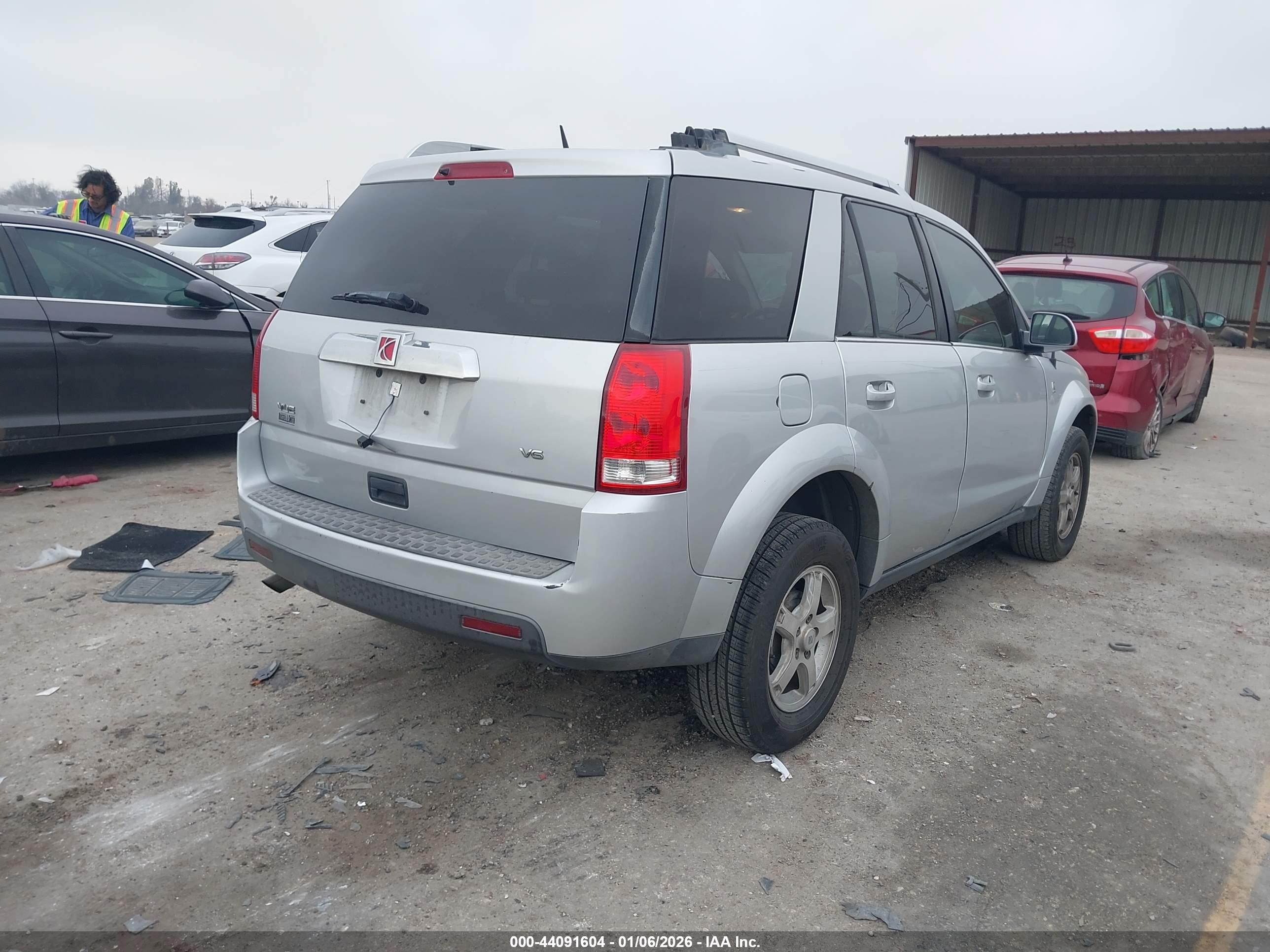 SATURN VUE image 4