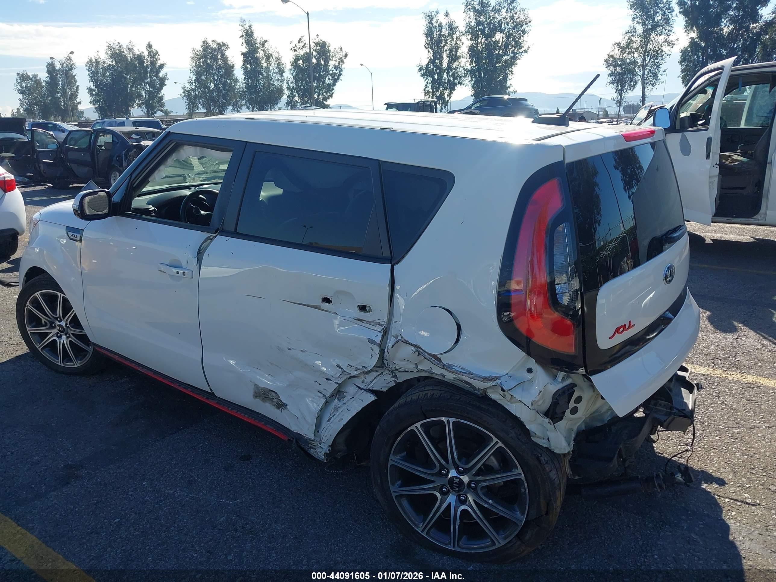 KIA SOUL image 3