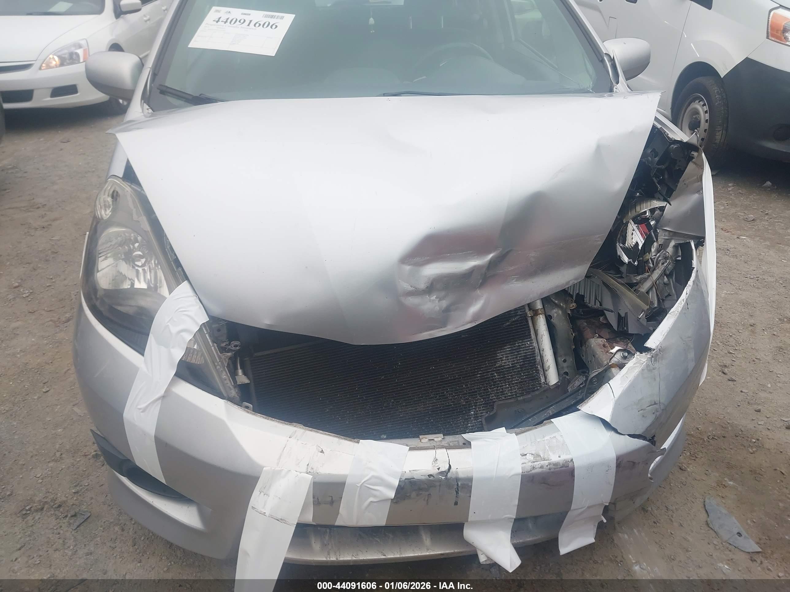 HONDA FIT image 6