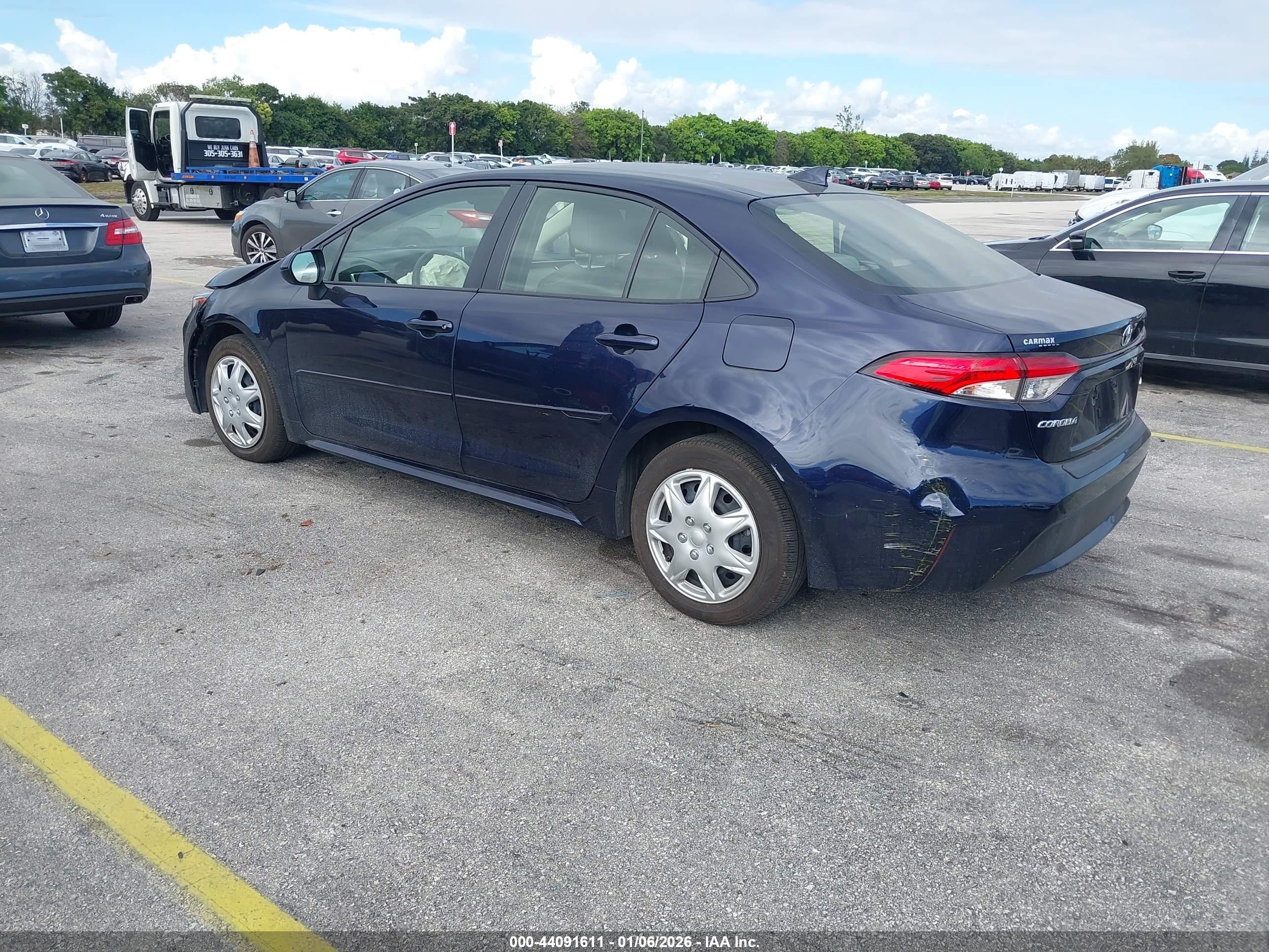 TOYOTA COROLLA image 3