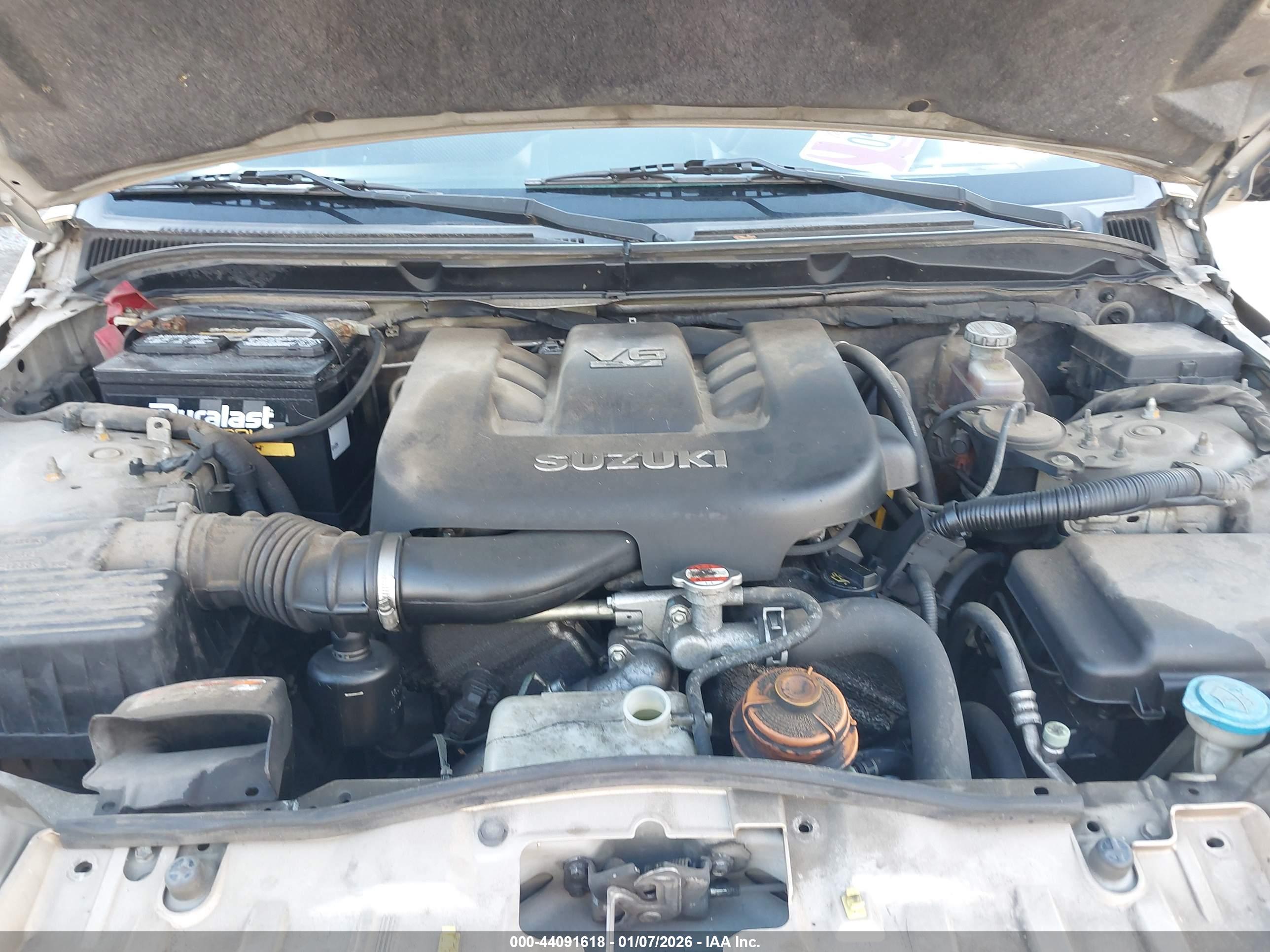 SUZUKI GRAND image 10
