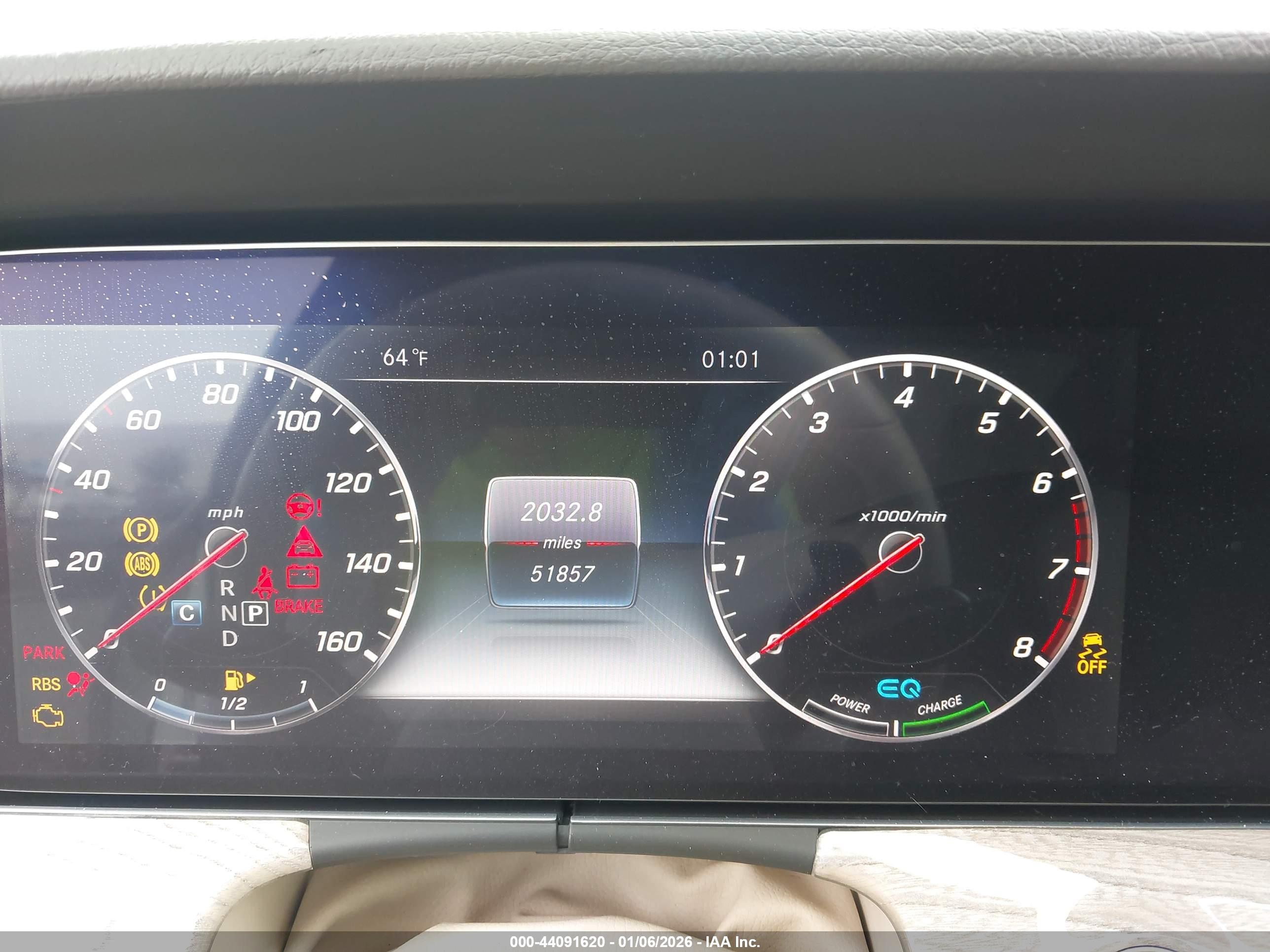 MERCEDES-BENZ CLS image 7