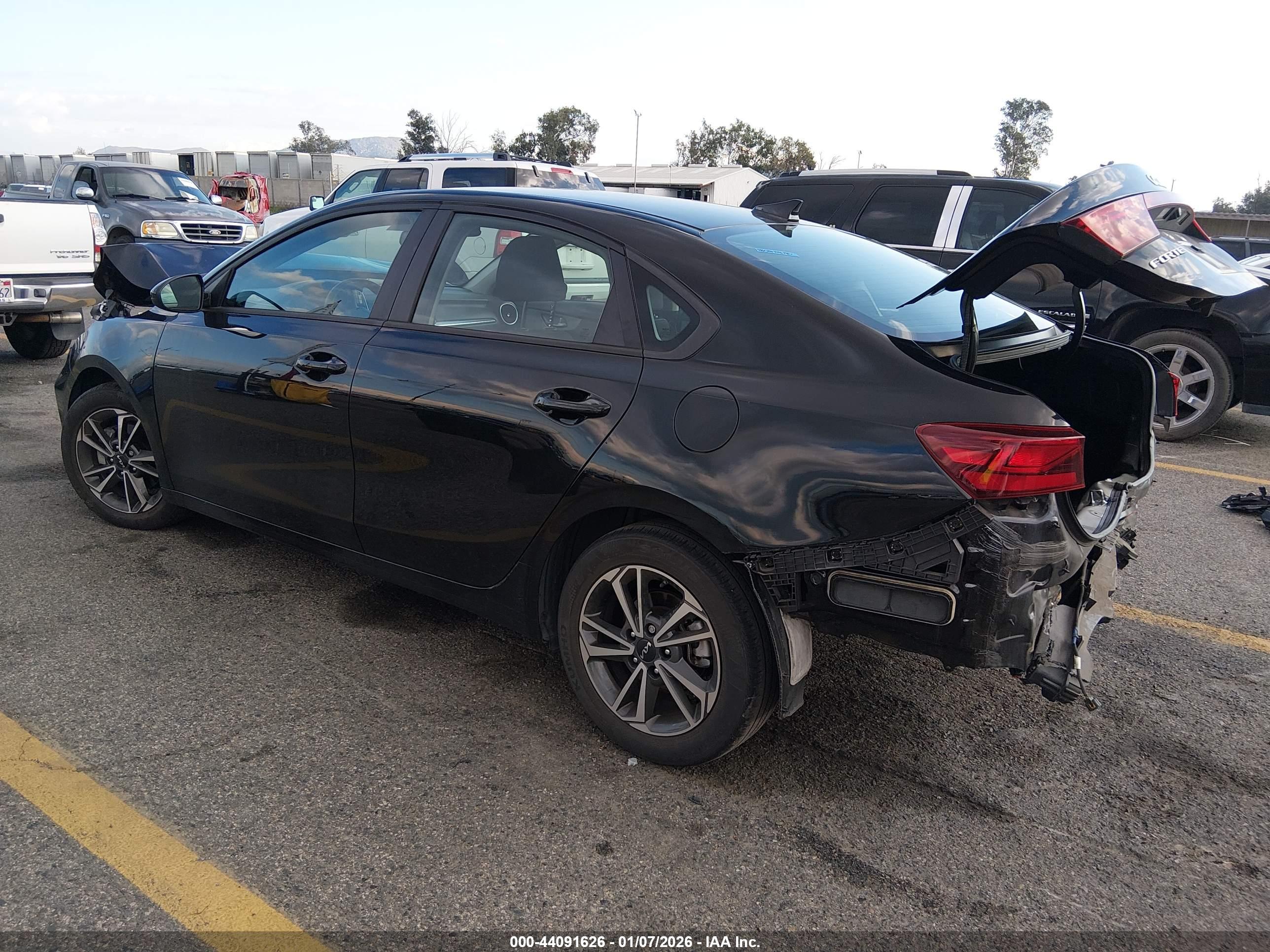 KIA FORTE image 3