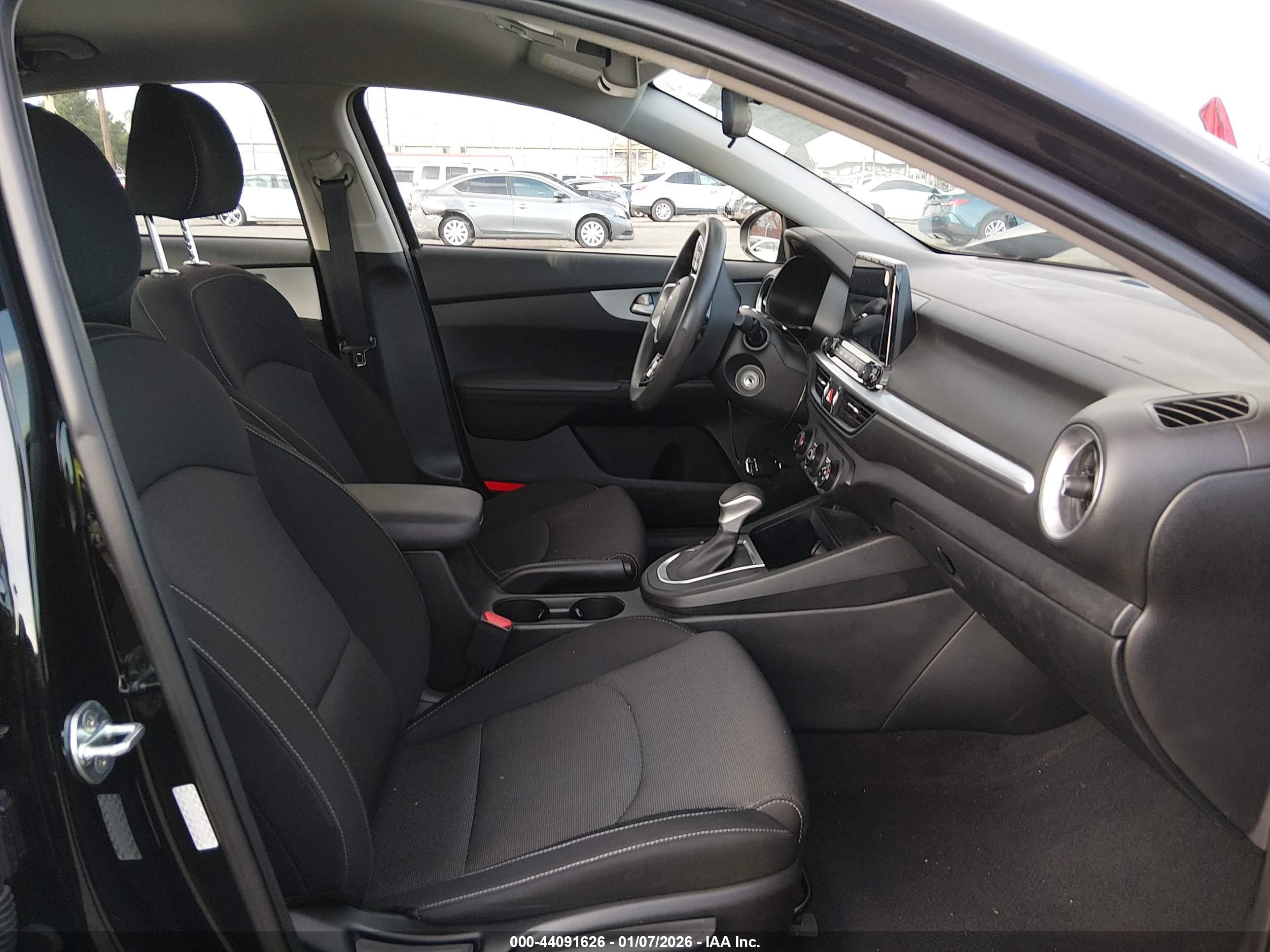 KIA FORTE image 5