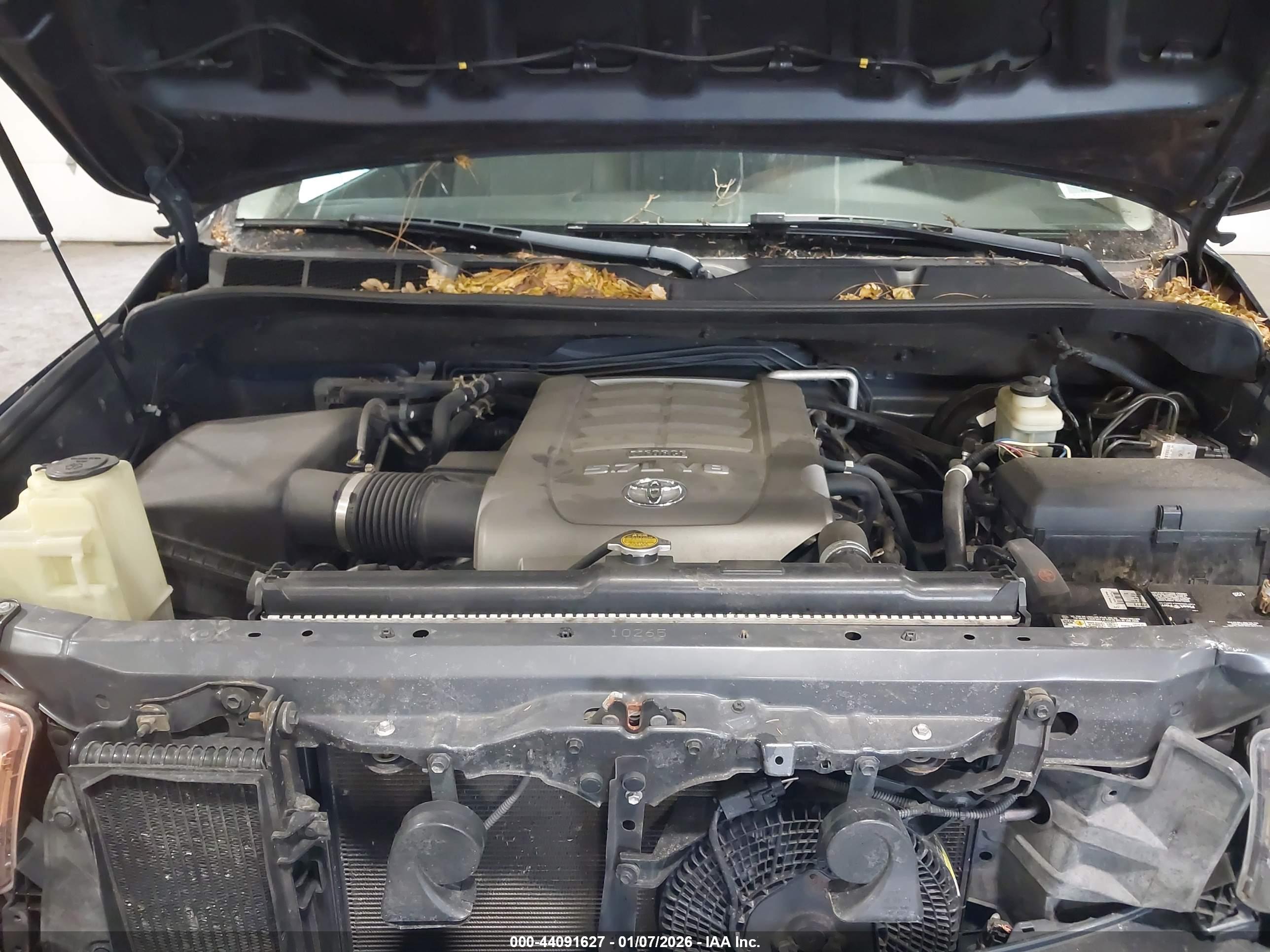 TOYOTA SEQUOIA image 10