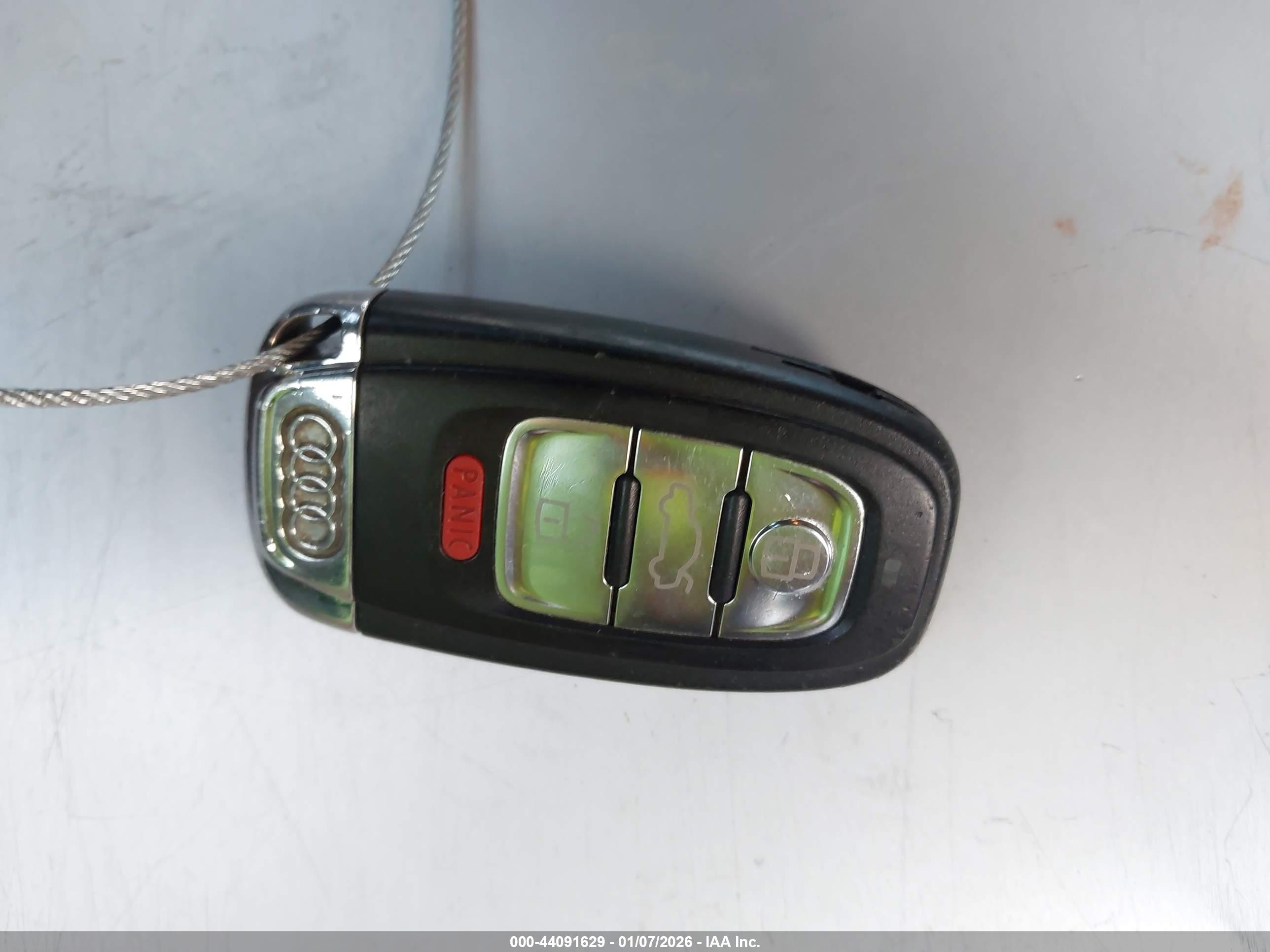 AUDI A4 image 11