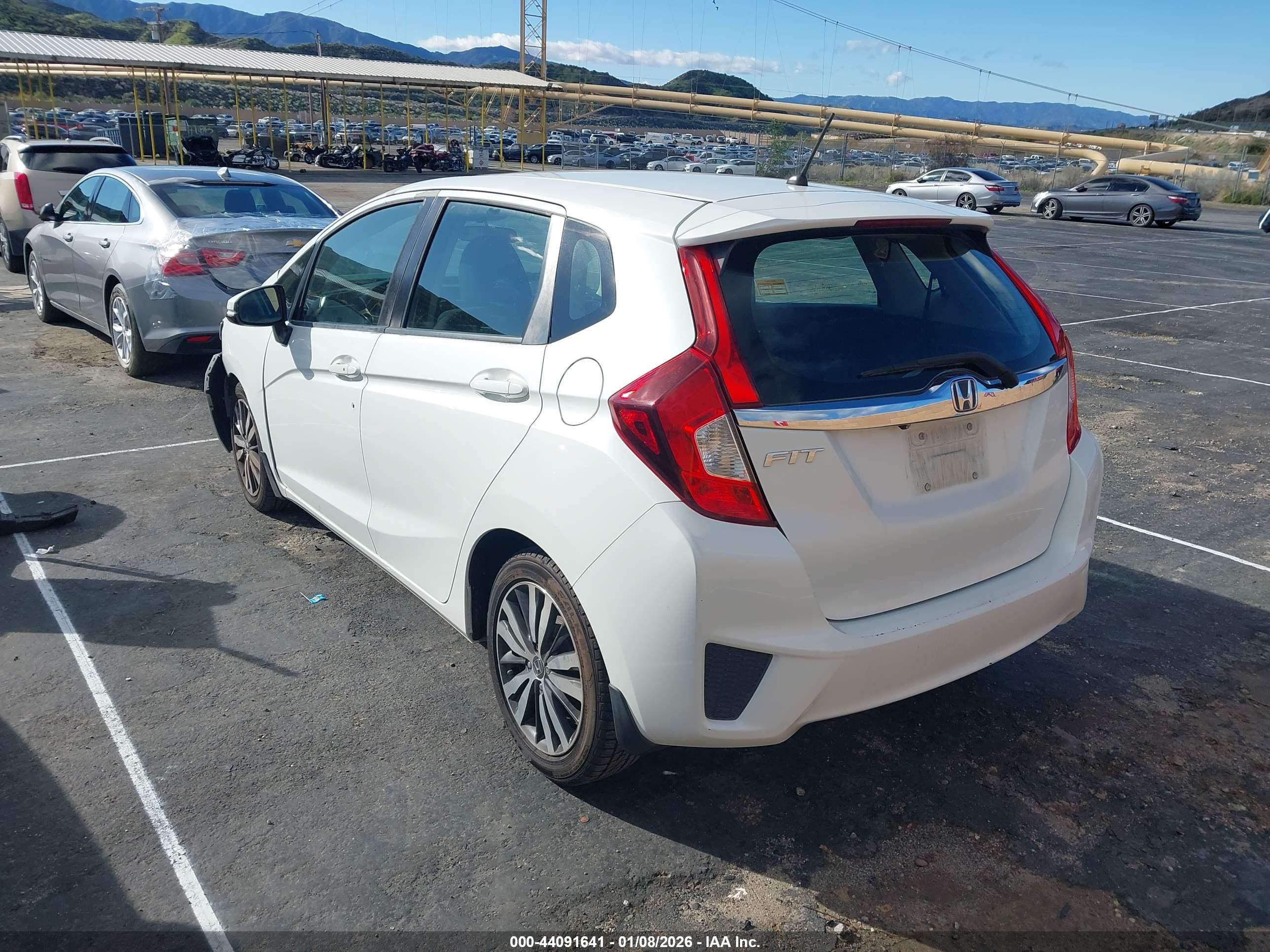 HONDA FIT image 3