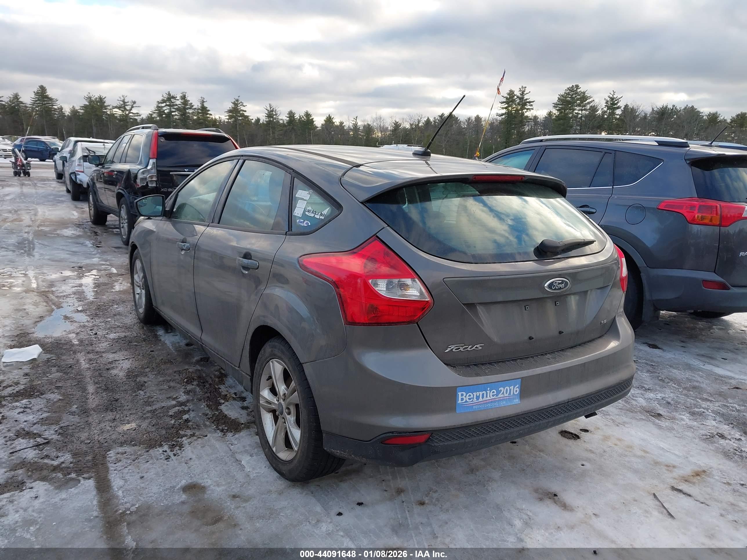 FORD FOCUS image 3