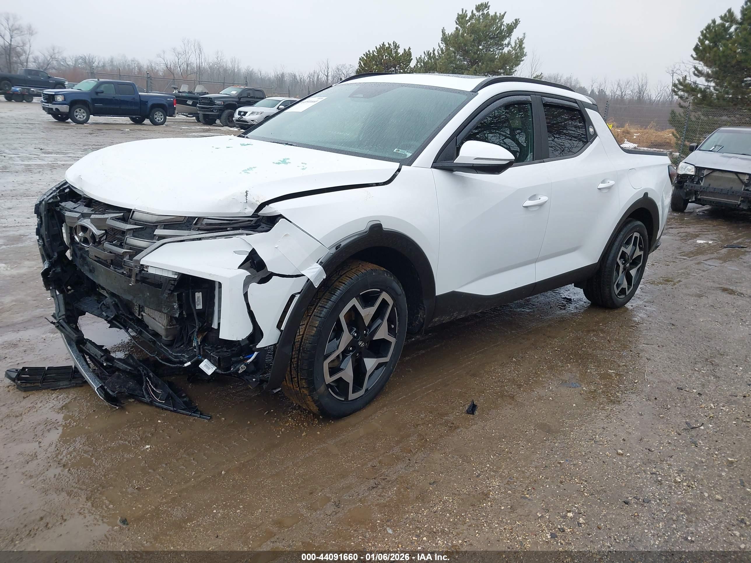 HYUNDAI SANTA image 2