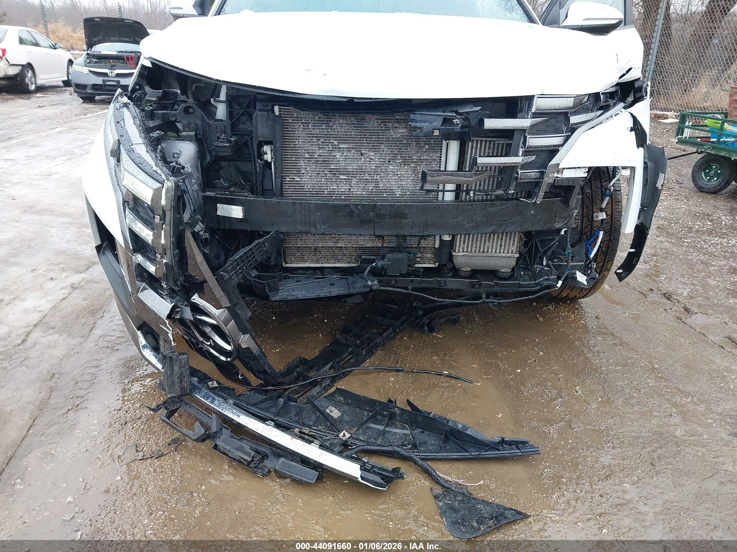 HYUNDAI SANTA image 6