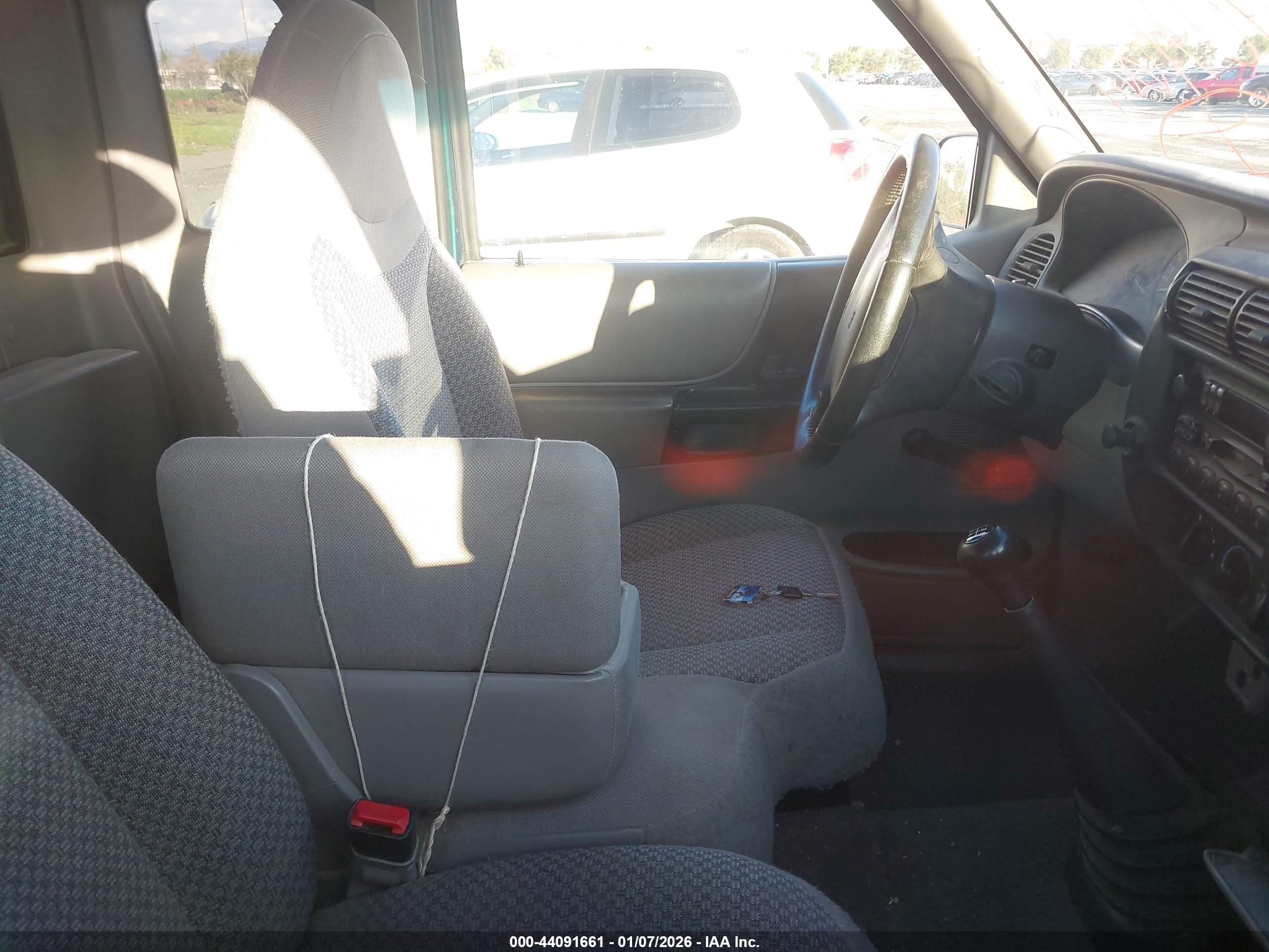 FORD RANGER image 5