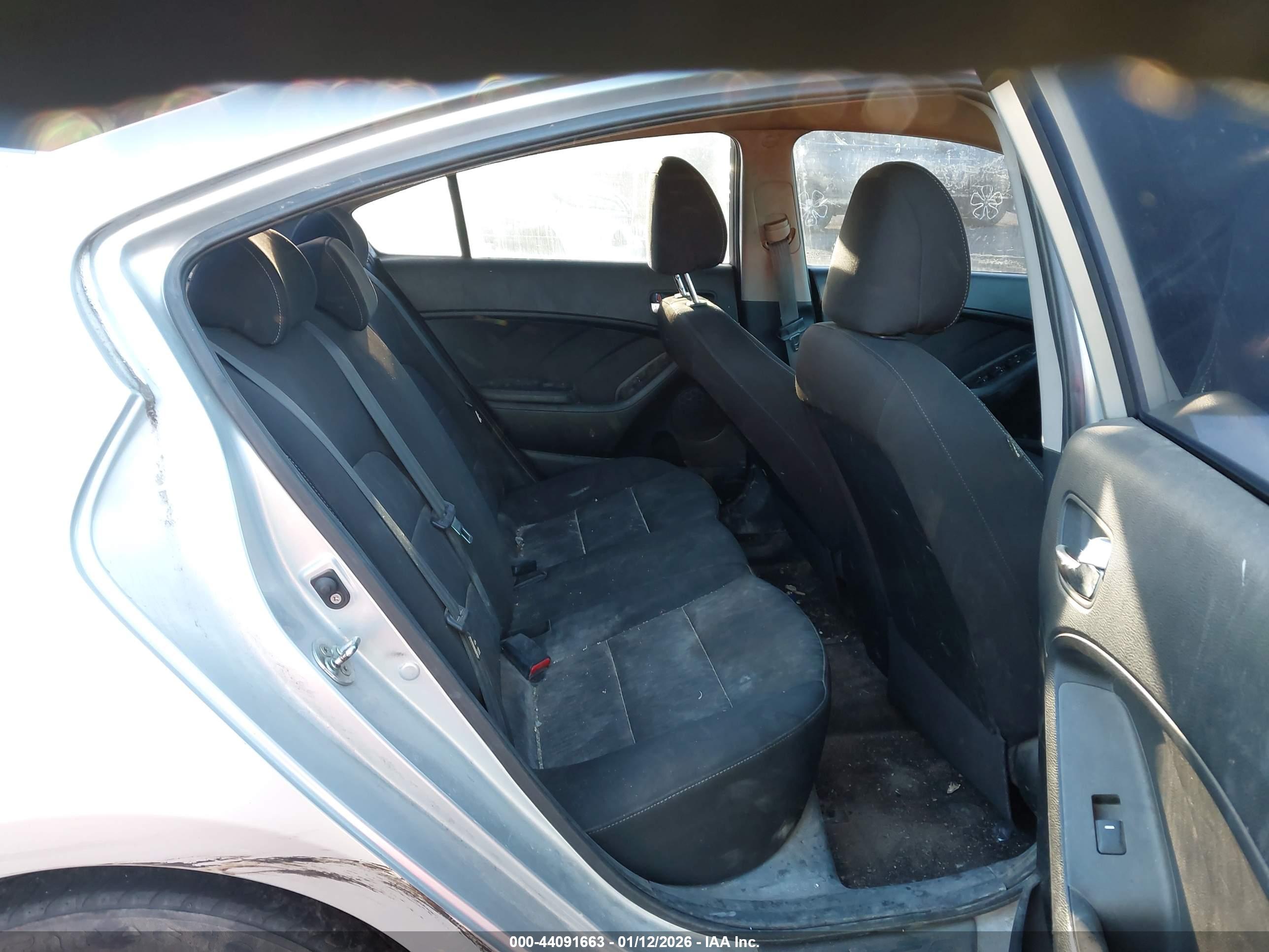 KIA FORTE image 8