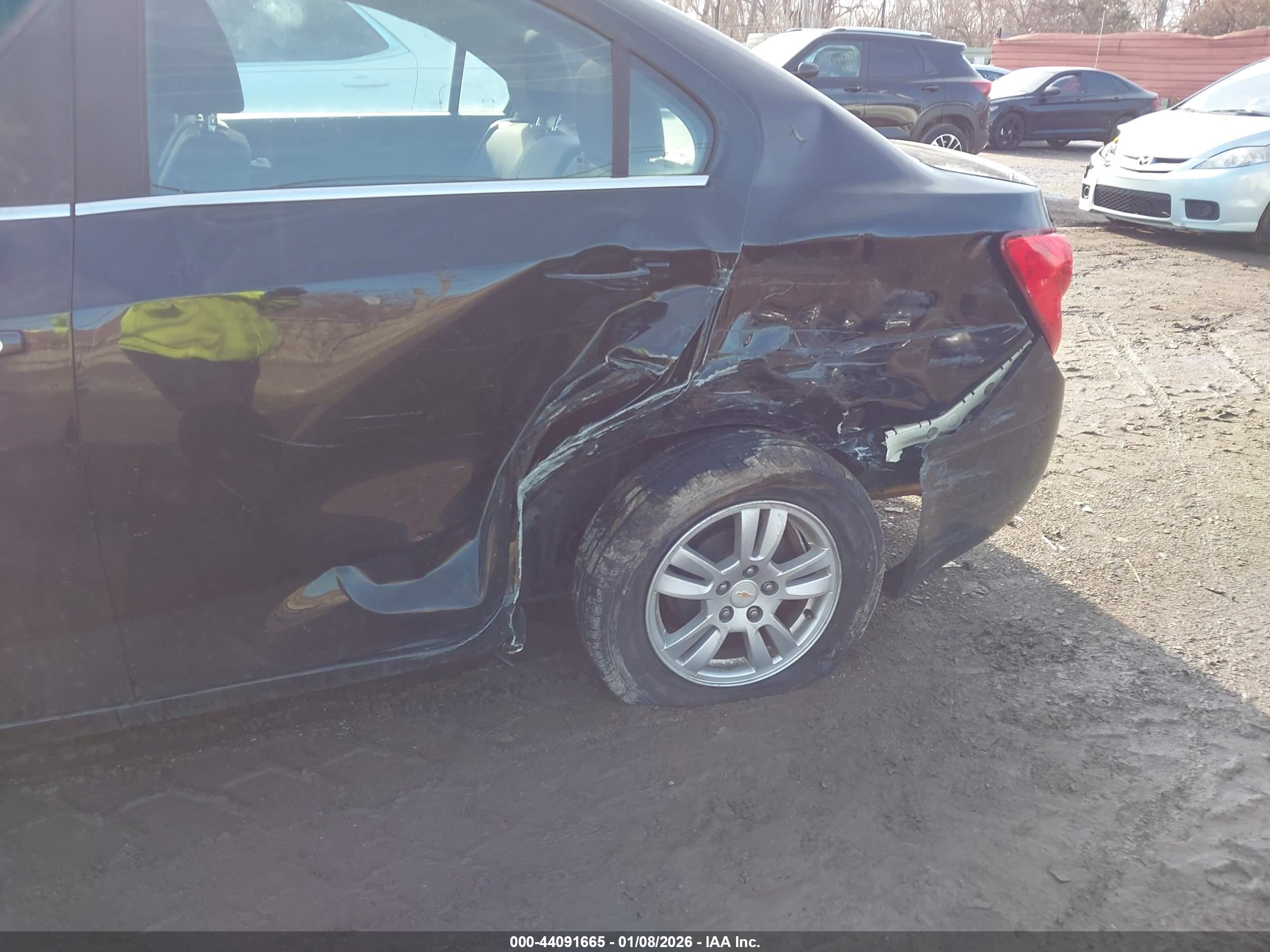 CHEVROLET SONIC image 6