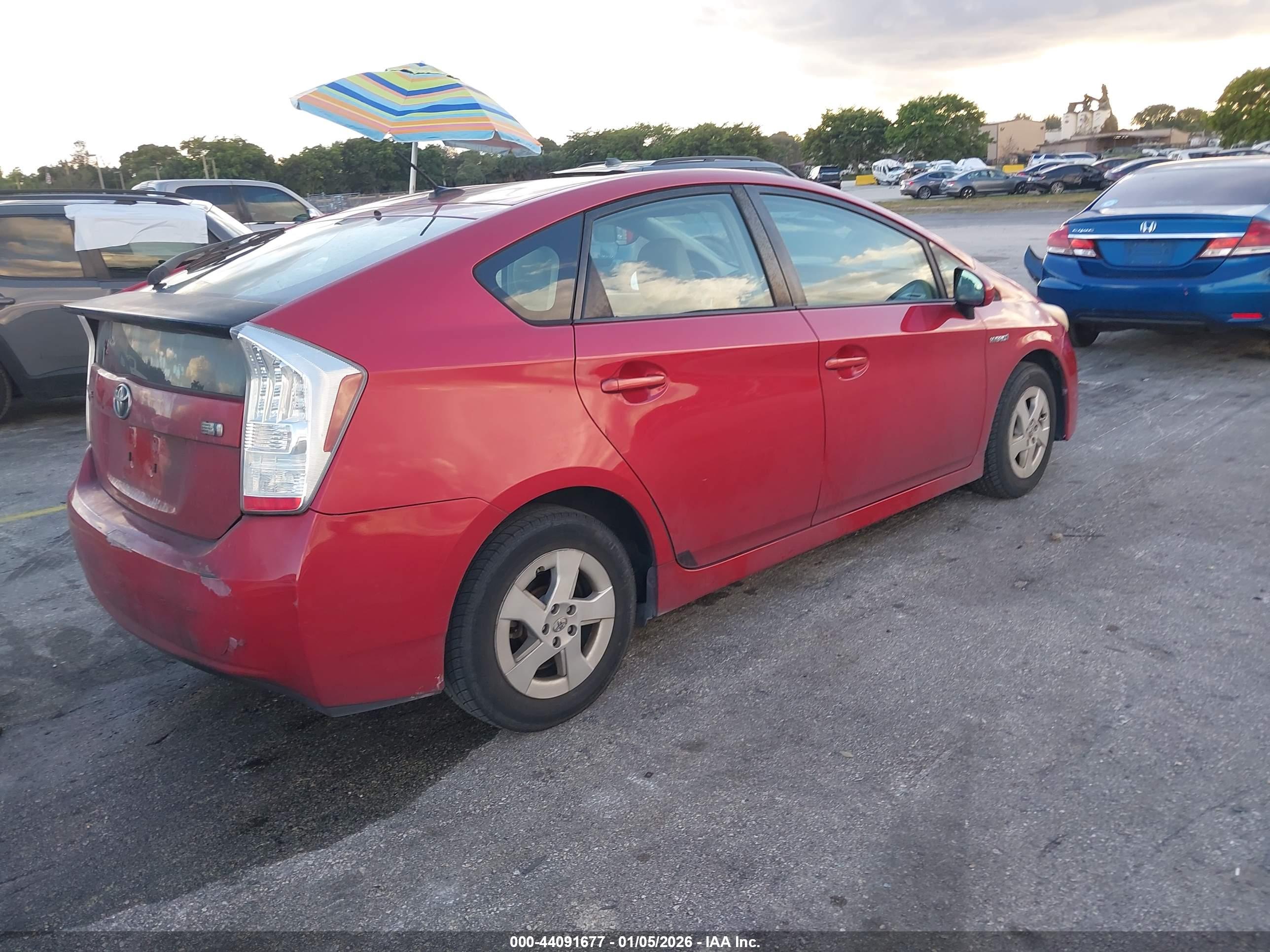 TOYOTA PRIUS image 4