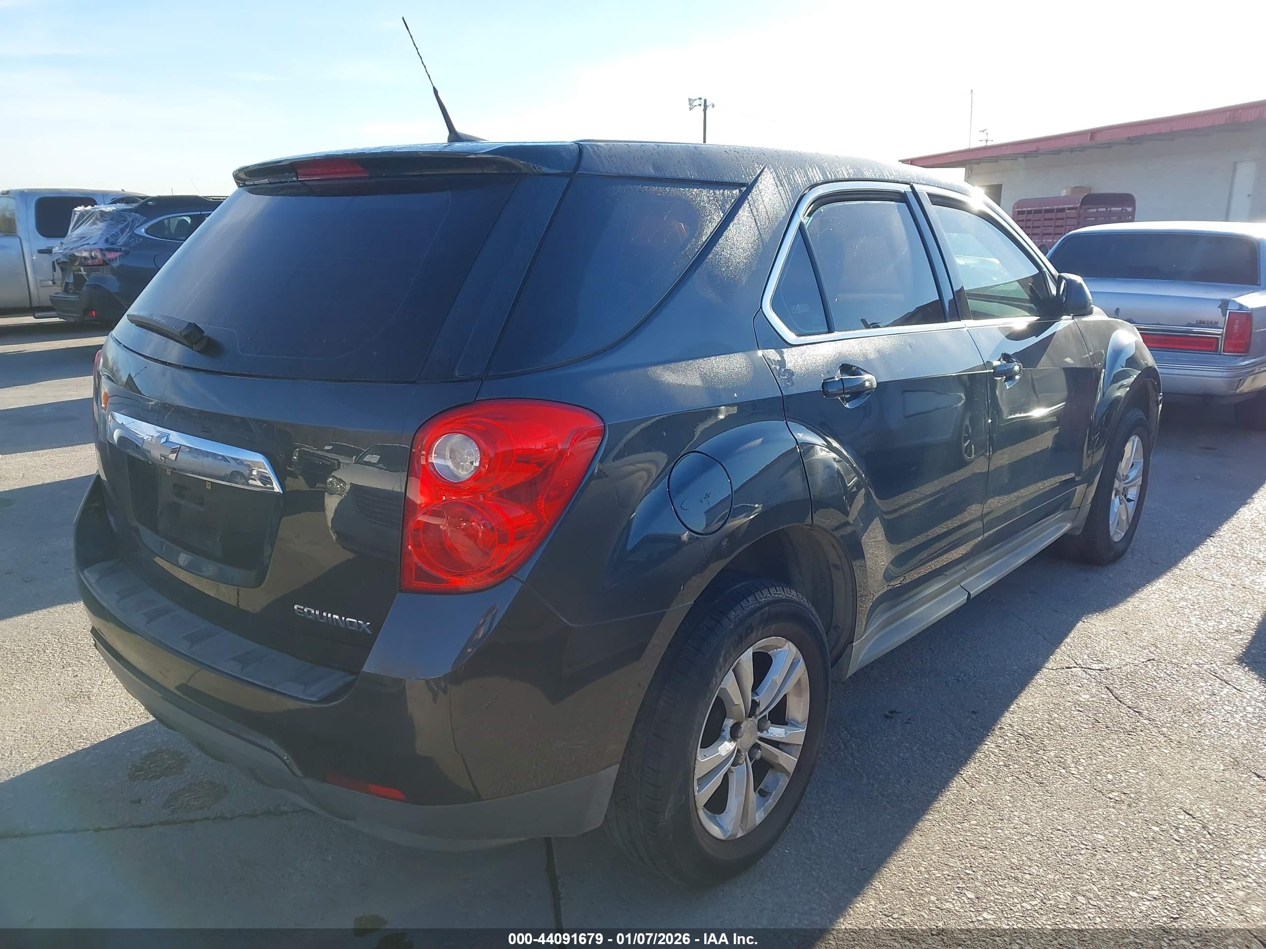 CHEVROLET EQUINOX image 4
