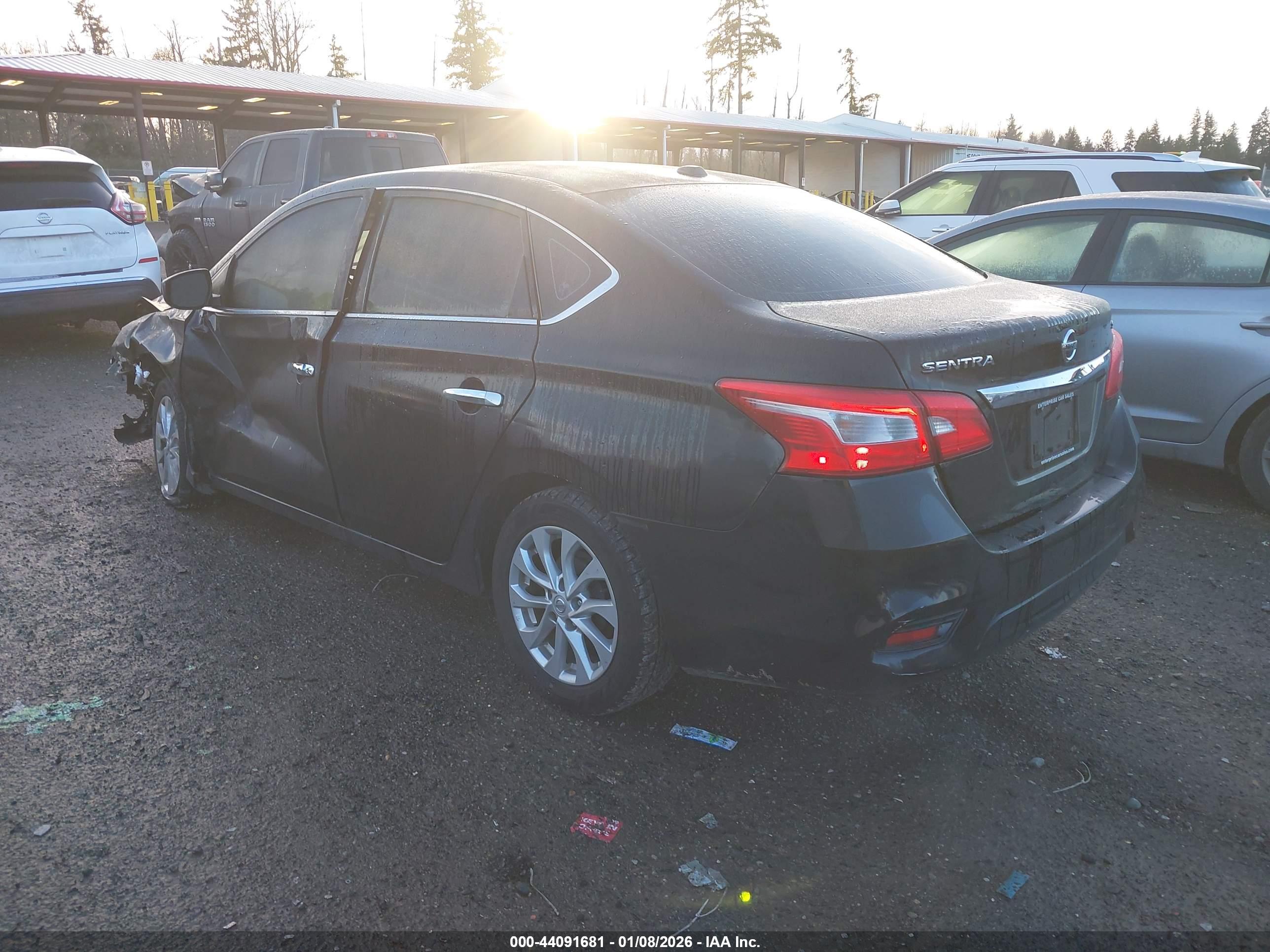 NISSAN SENTRA image 3