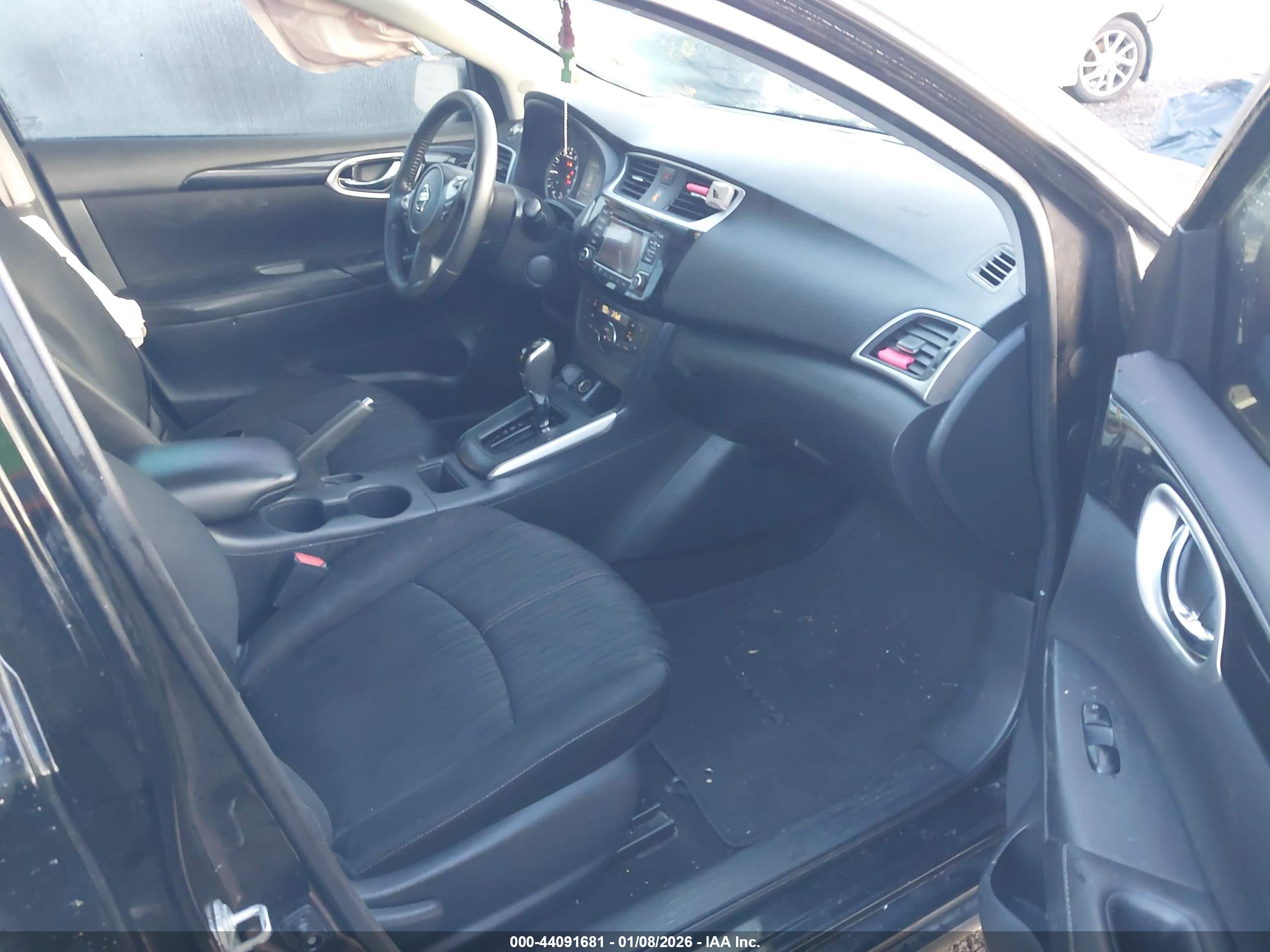 NISSAN SENTRA image 5