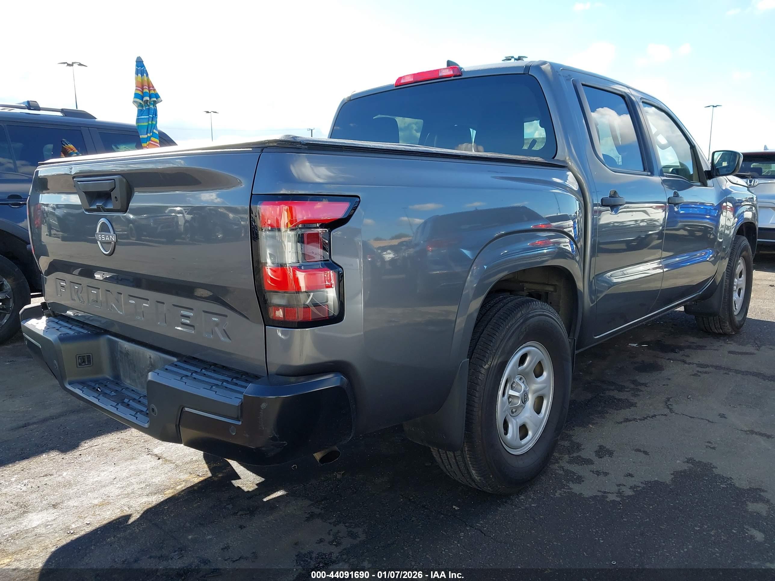 NISSAN FRONTIER image 4