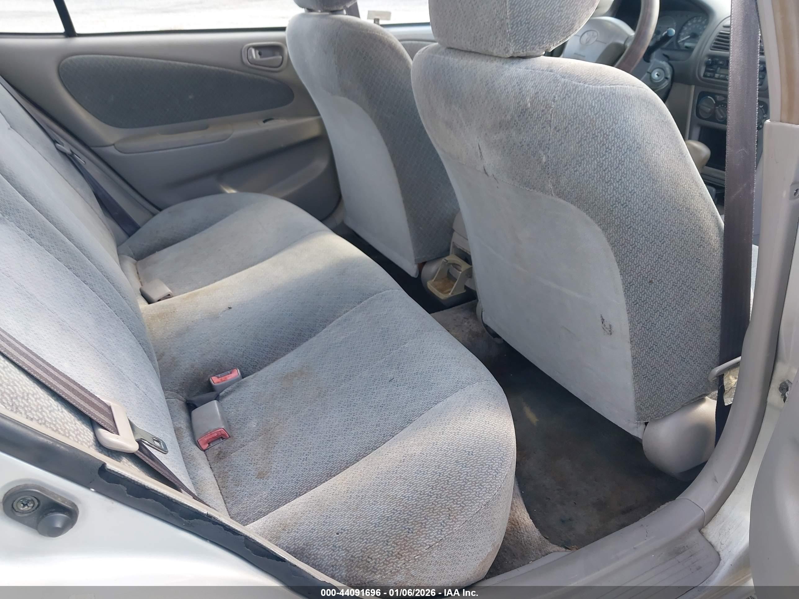 TOYOTA COROLLA image 8