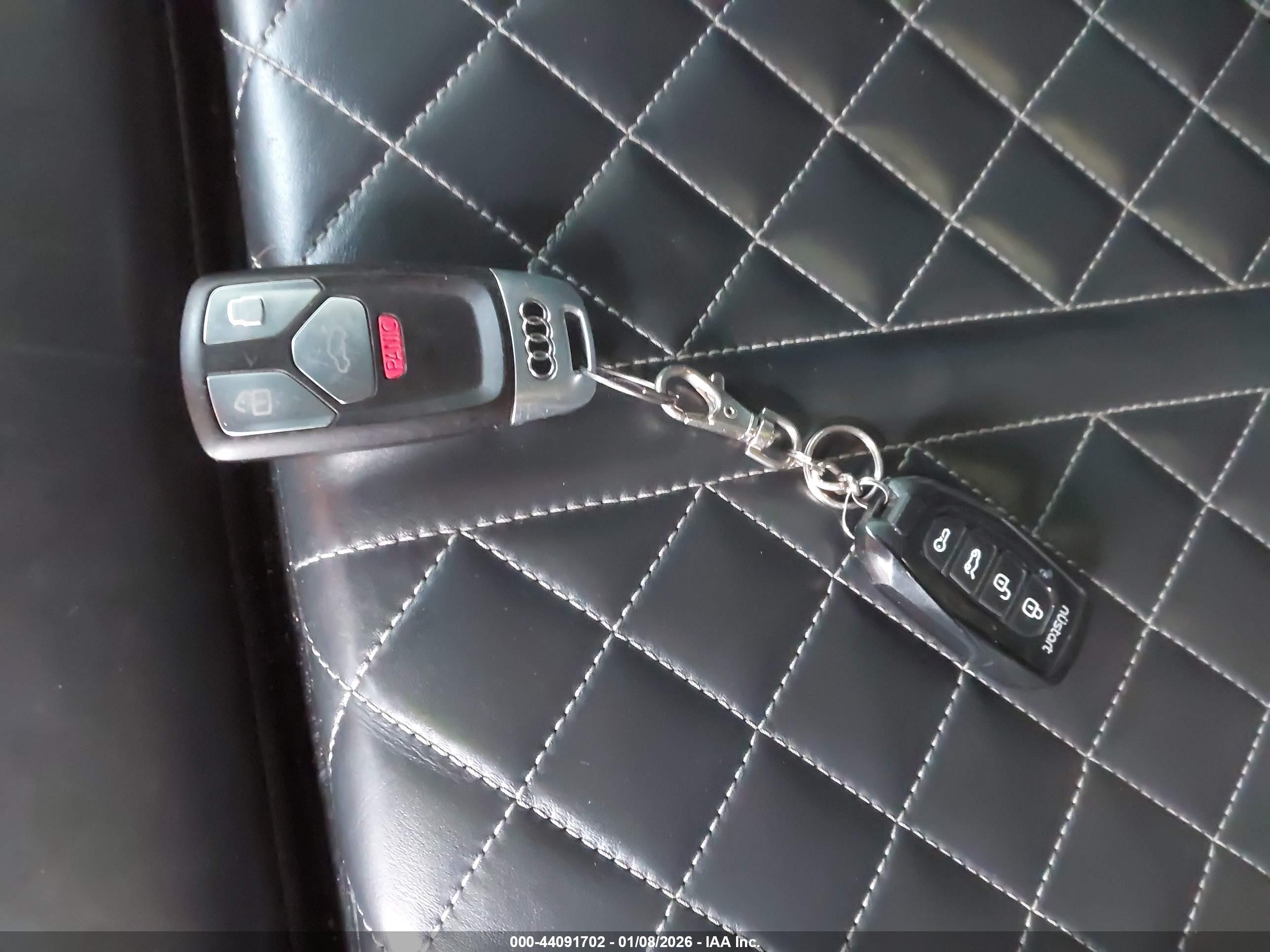 AUDI S4 image 11