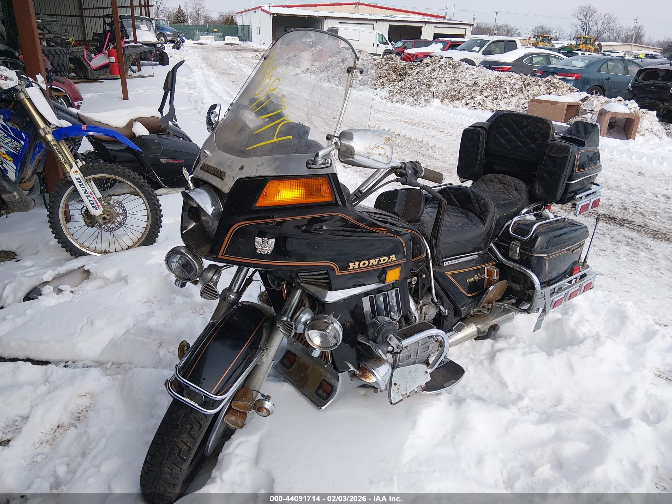 HONDA GL1100 image 2