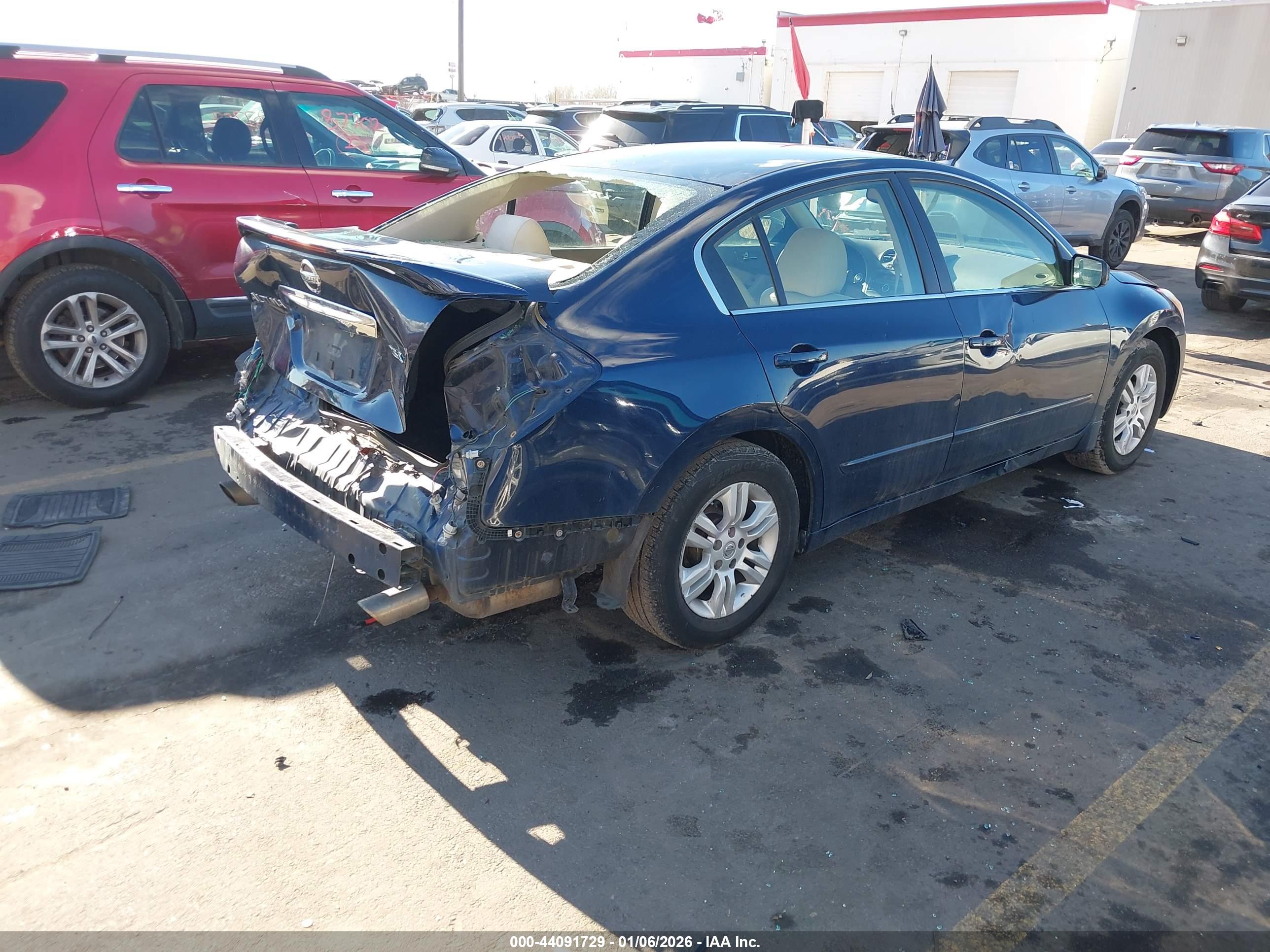 NISSAN ALTIMA image 4