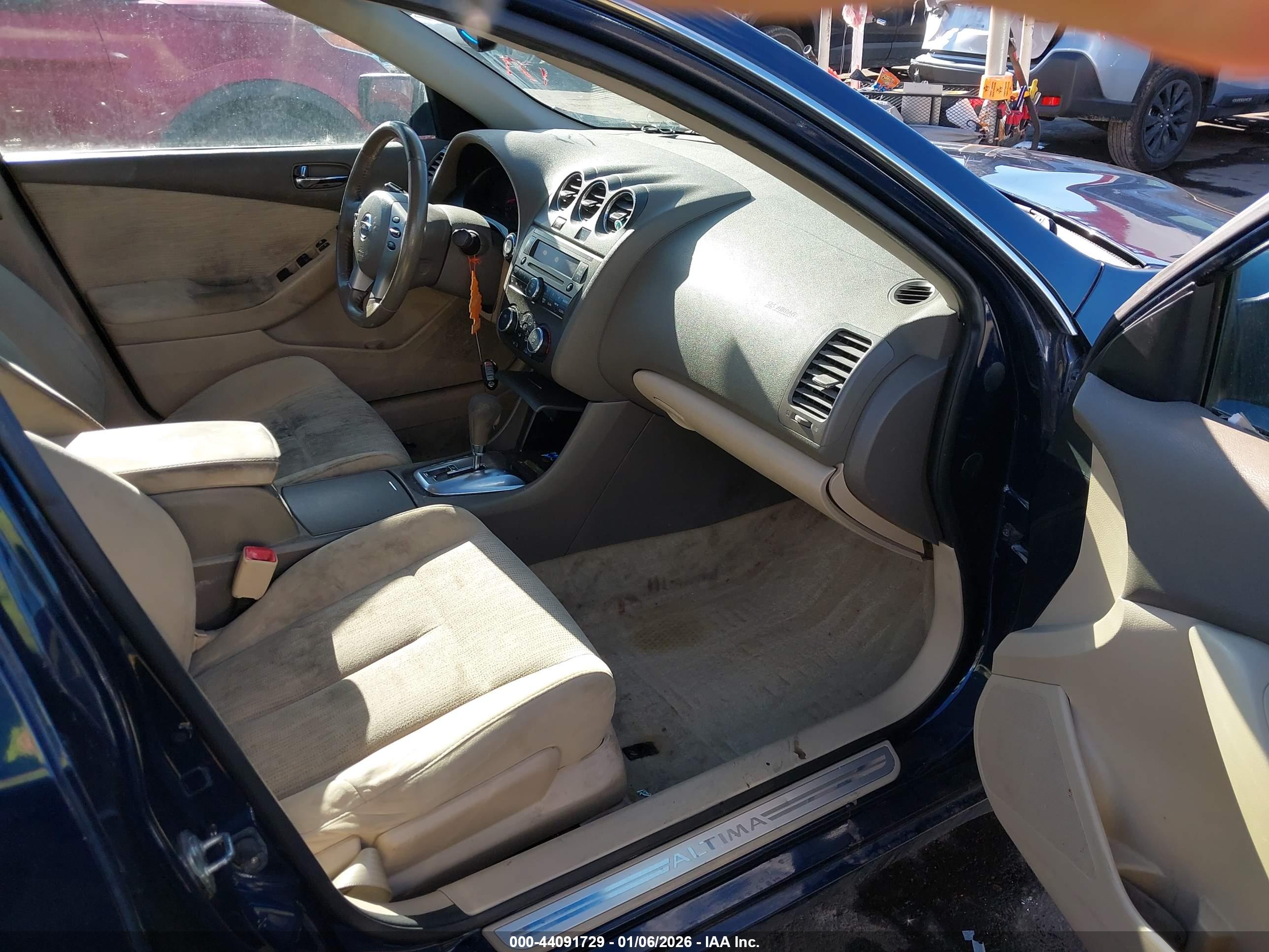 NISSAN ALTIMA image 5