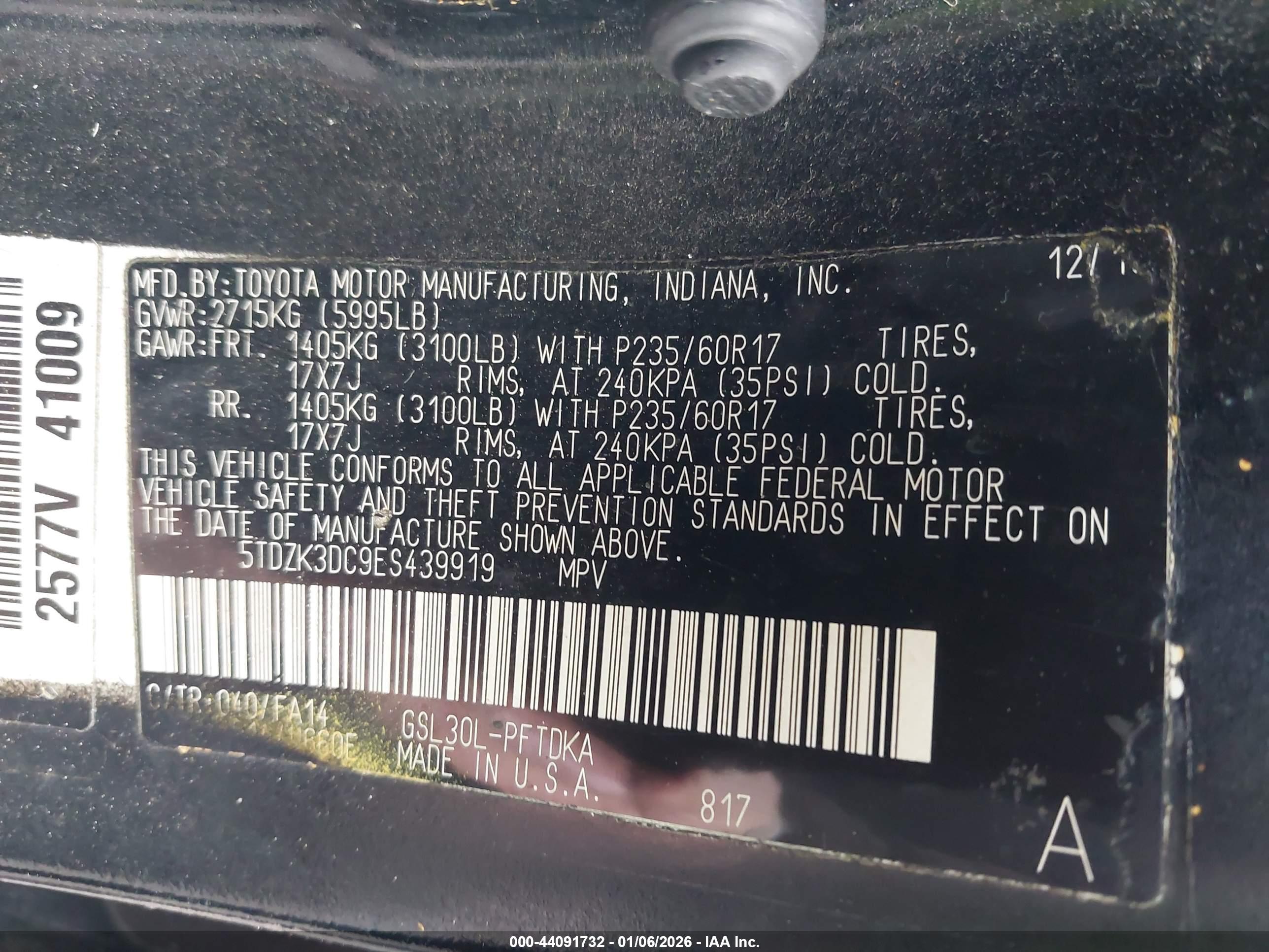 TOYOTA SIENNA image 9