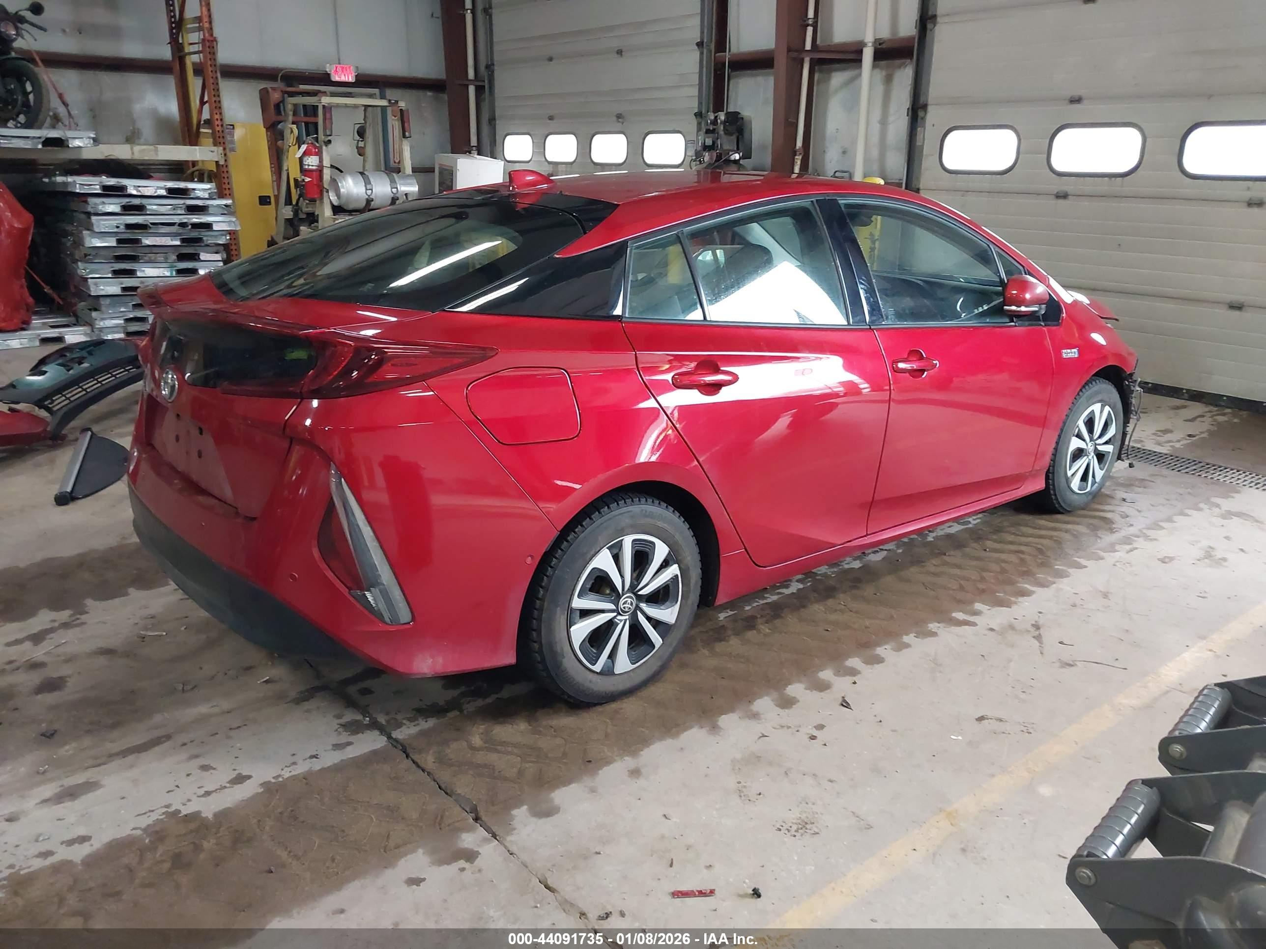 TOYOTA PRIUS image 4