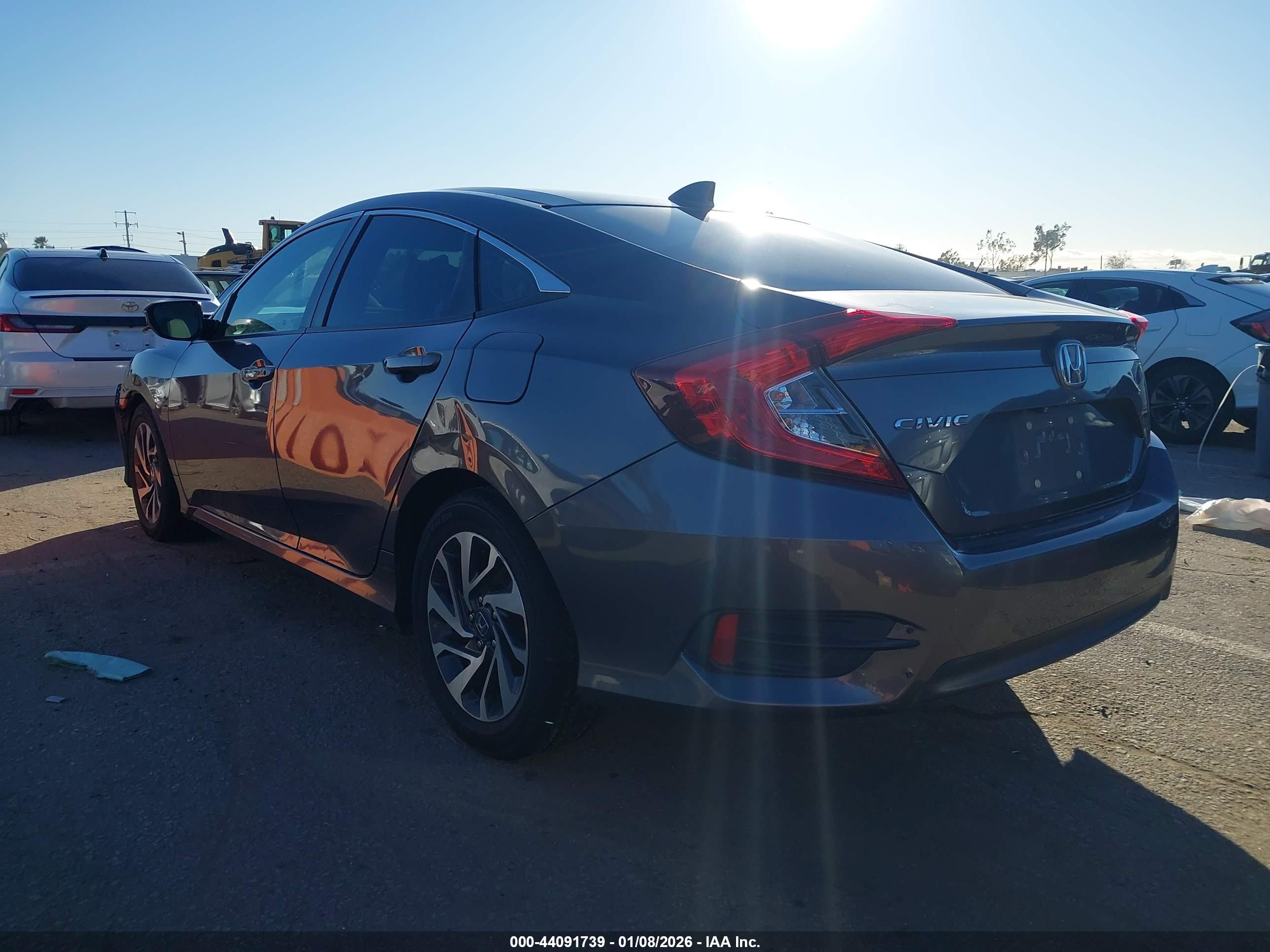 HONDA CIVIC image 3