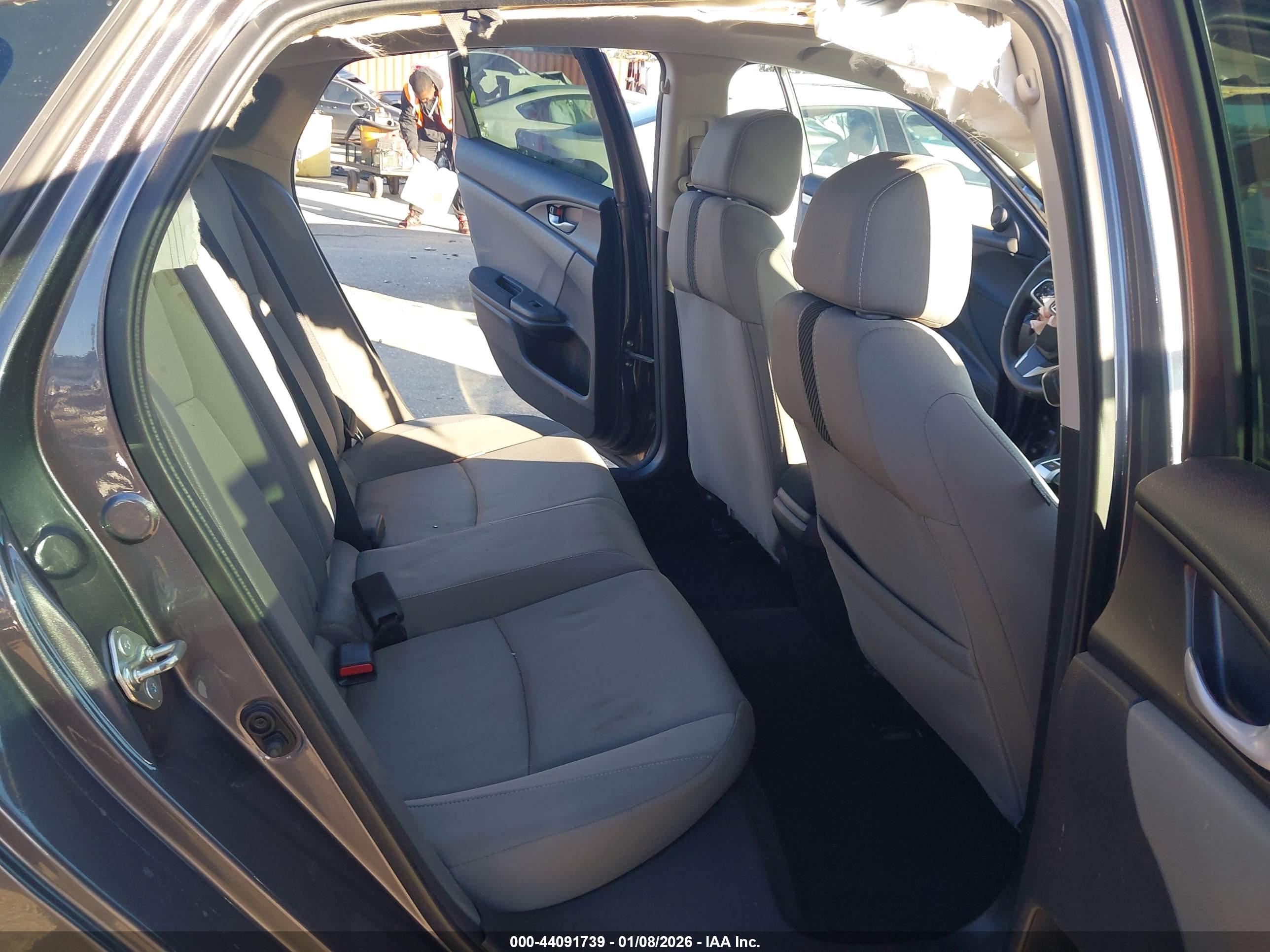HONDA CIVIC image 8