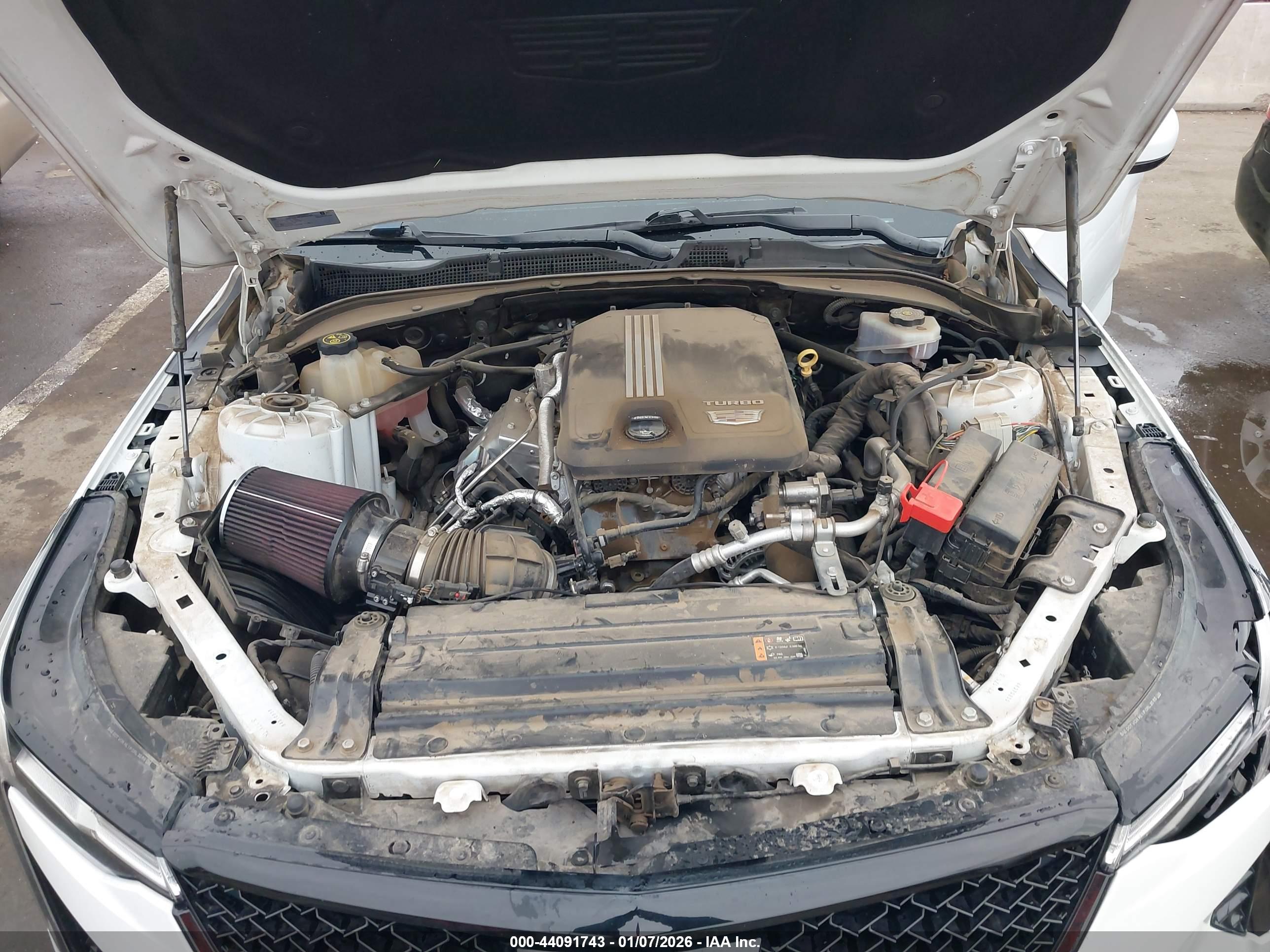 CADILLAC CT4 image 10