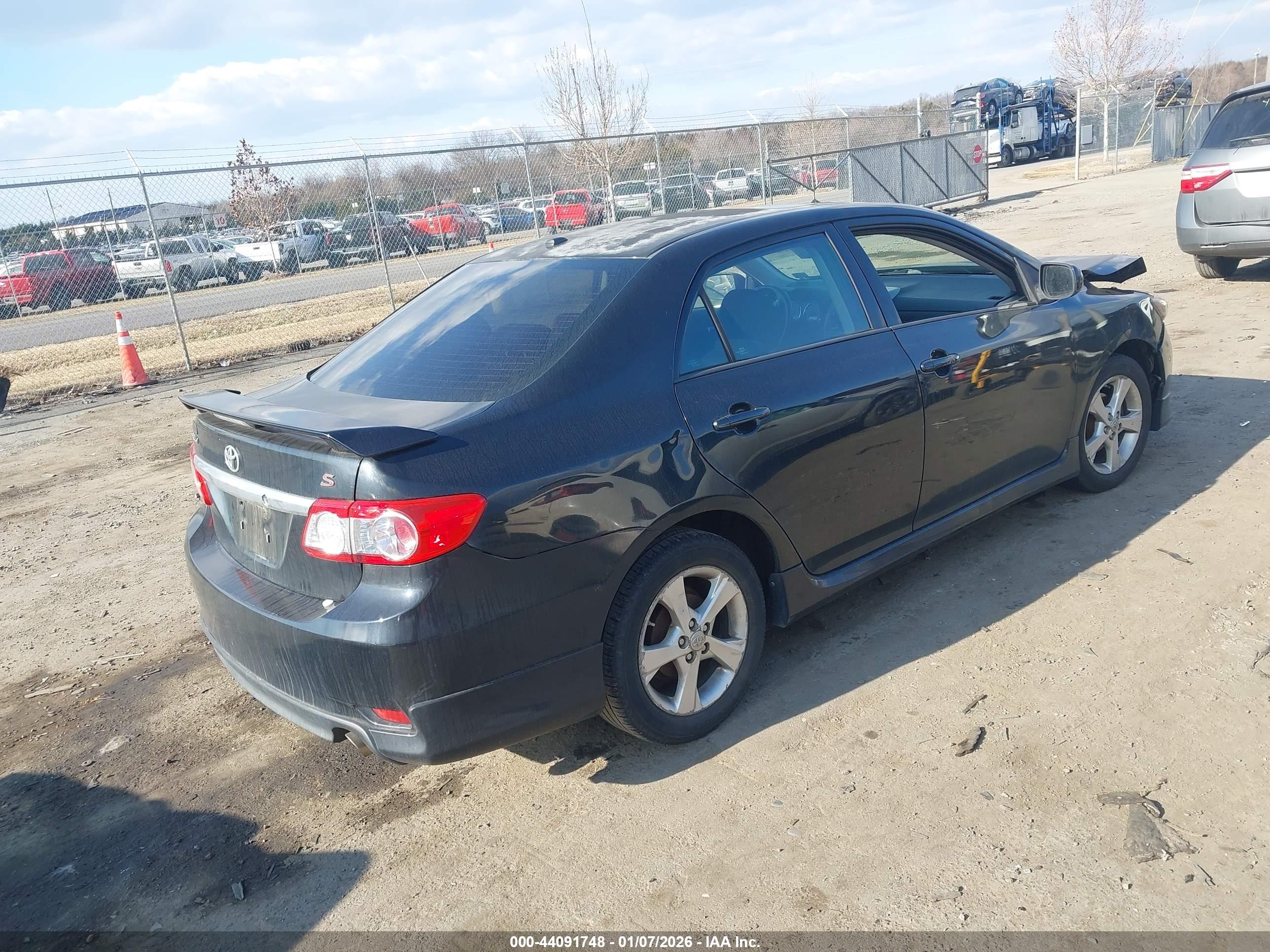TOYOTA COROLLA image 4