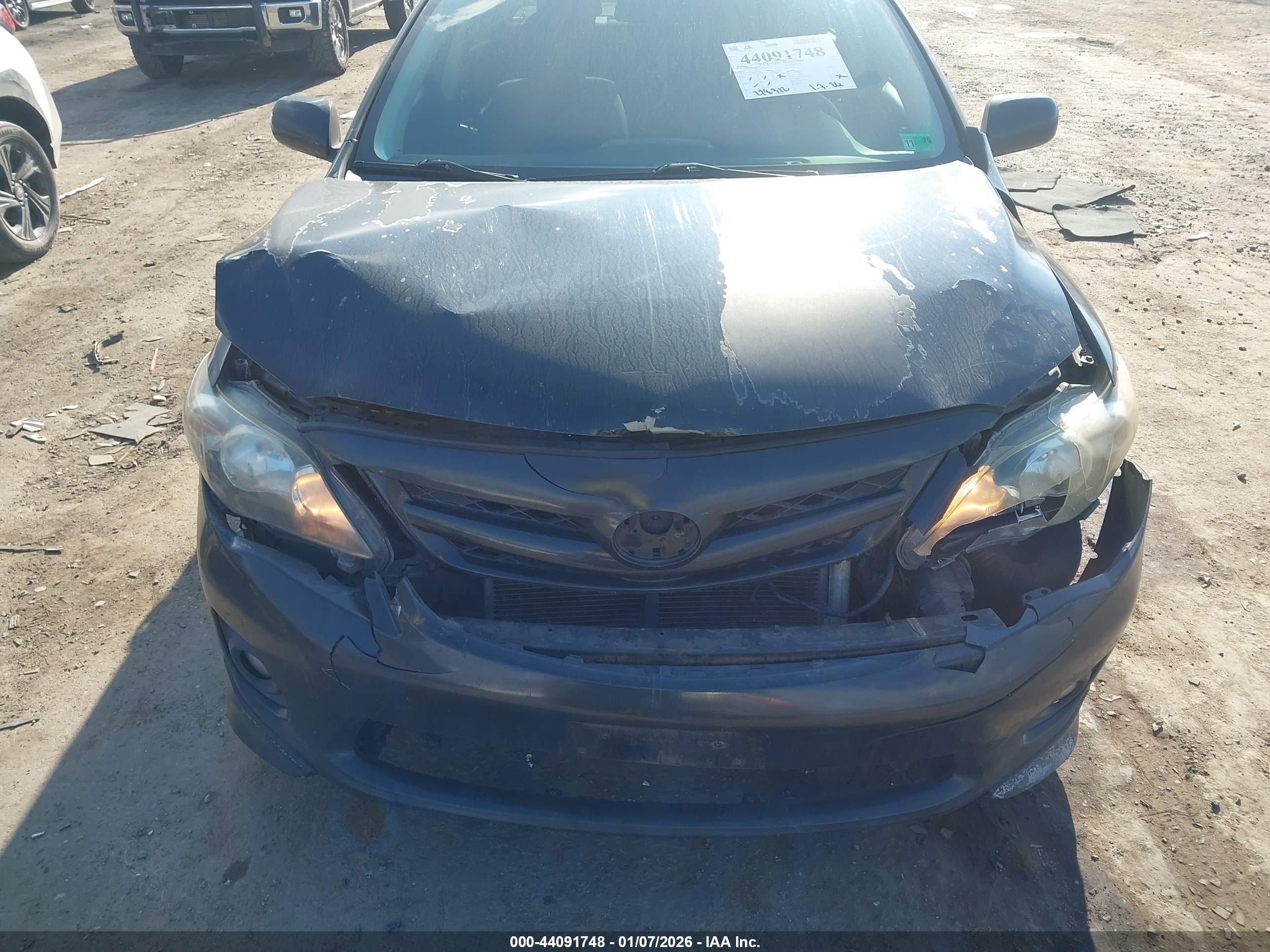 TOYOTA COROLLA image 6