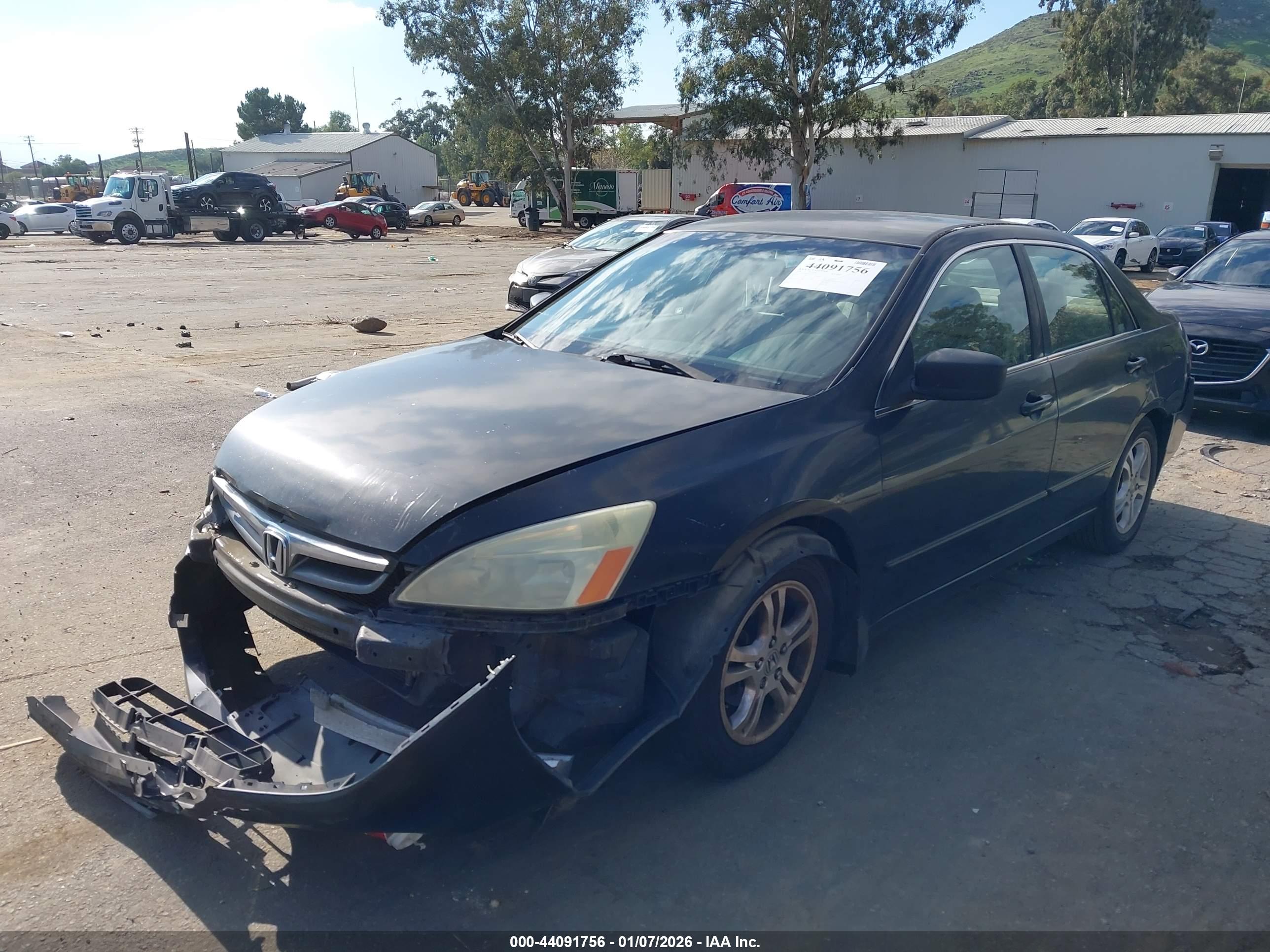 HONDA ACCORD image 2