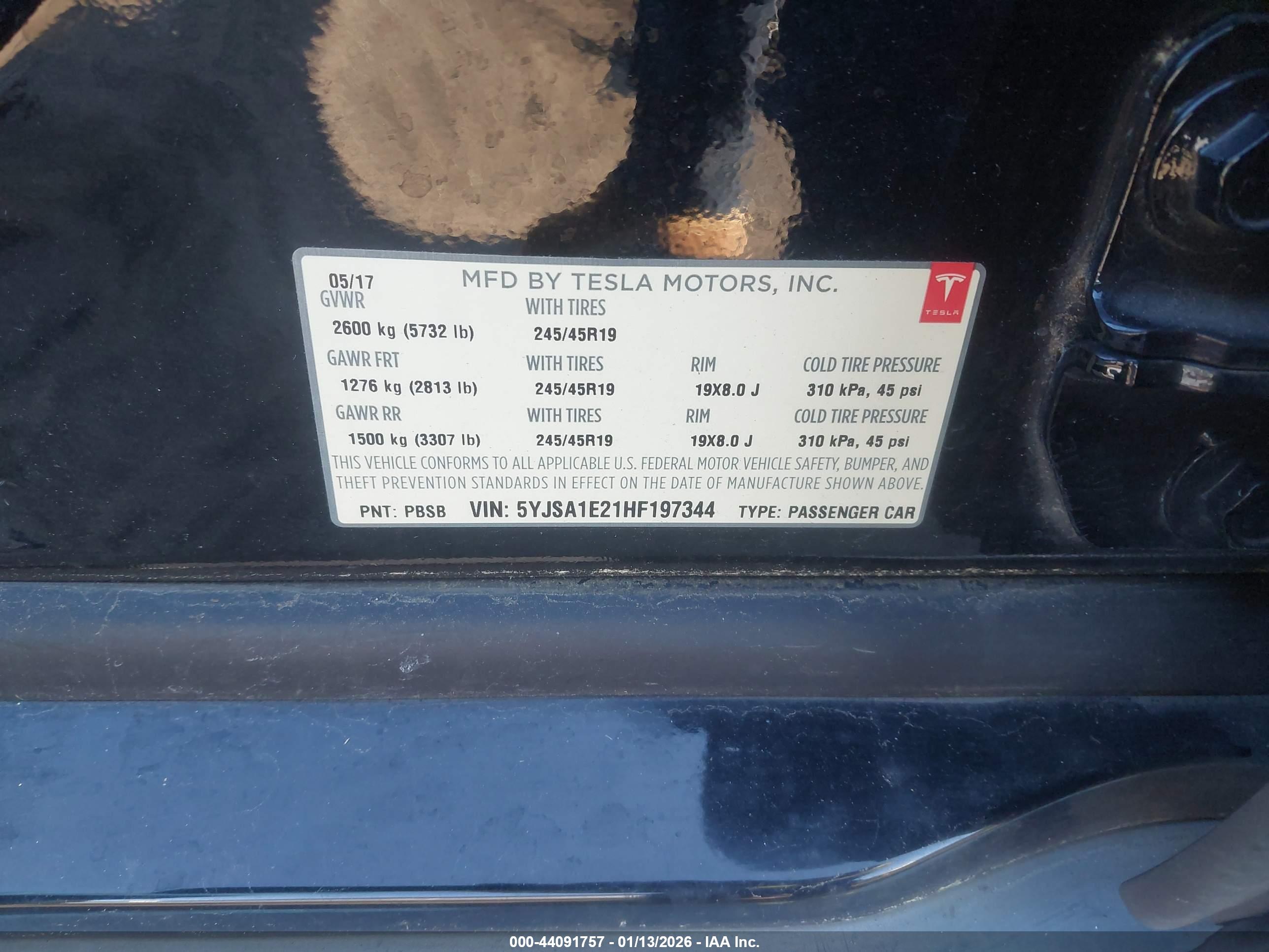 TESLA MODEL image 9