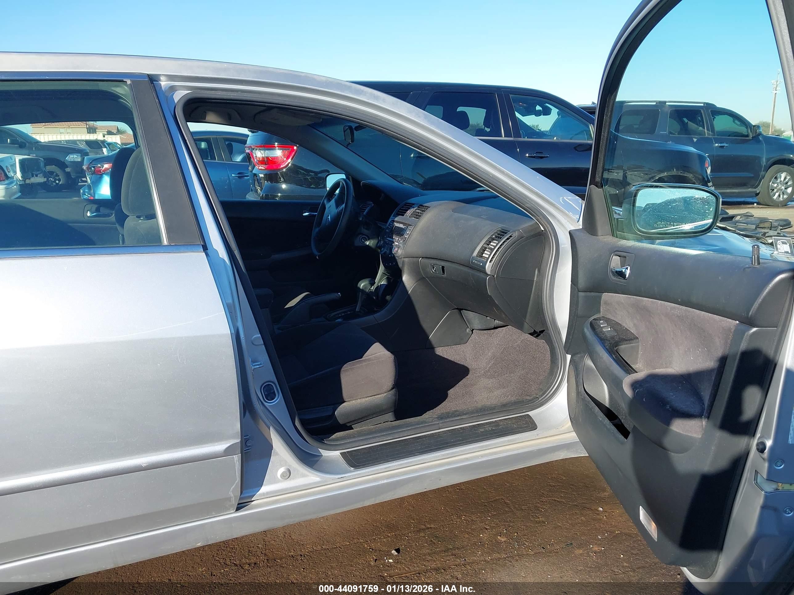HONDA ACCORD image 5