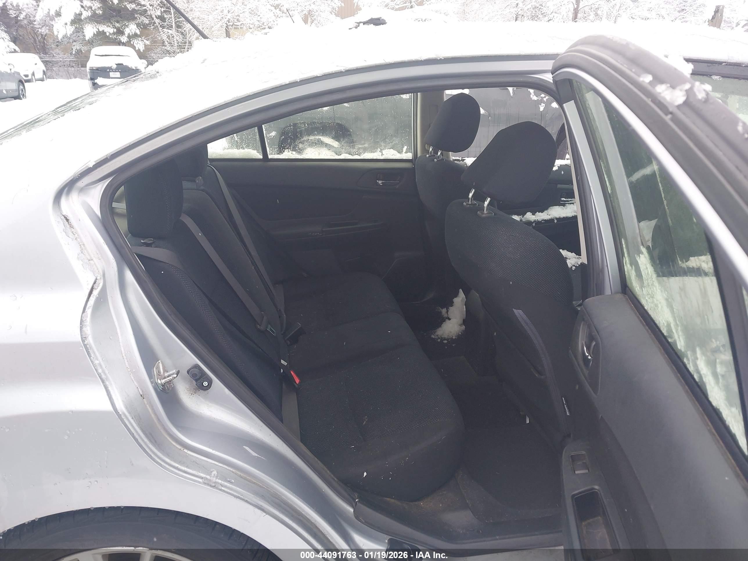 SUBARU IMPREZA image 8