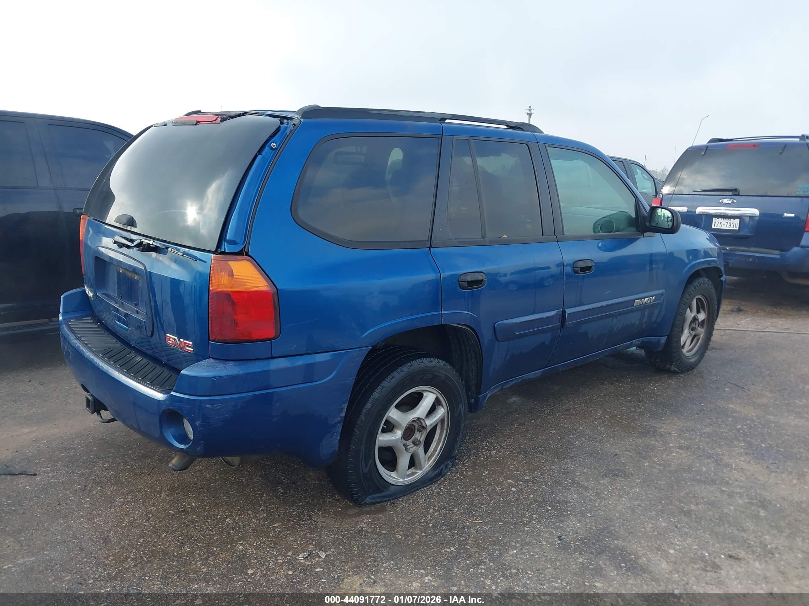 GMC ENVOY image 4