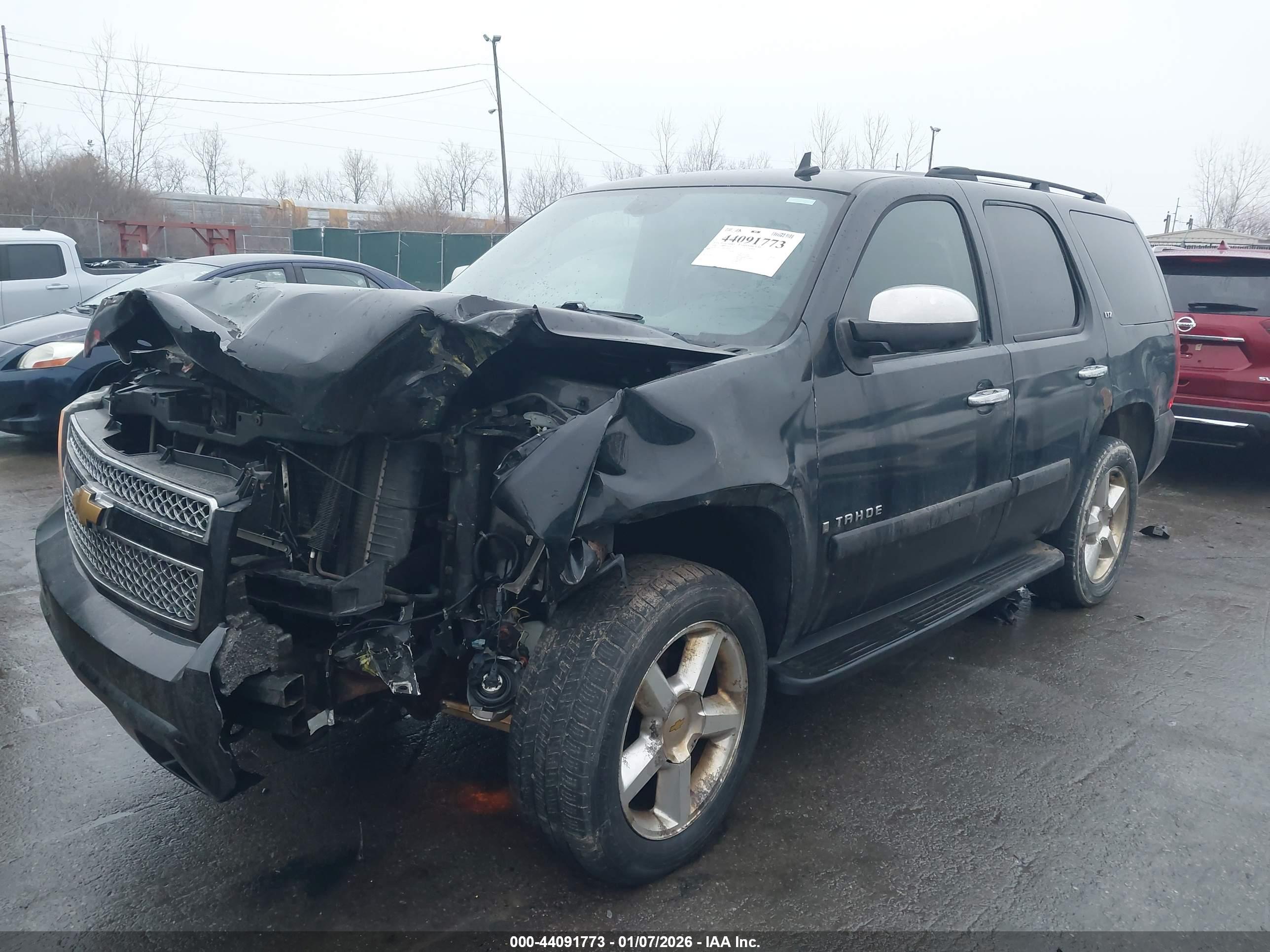 CHEVROLET TAHOE image 2