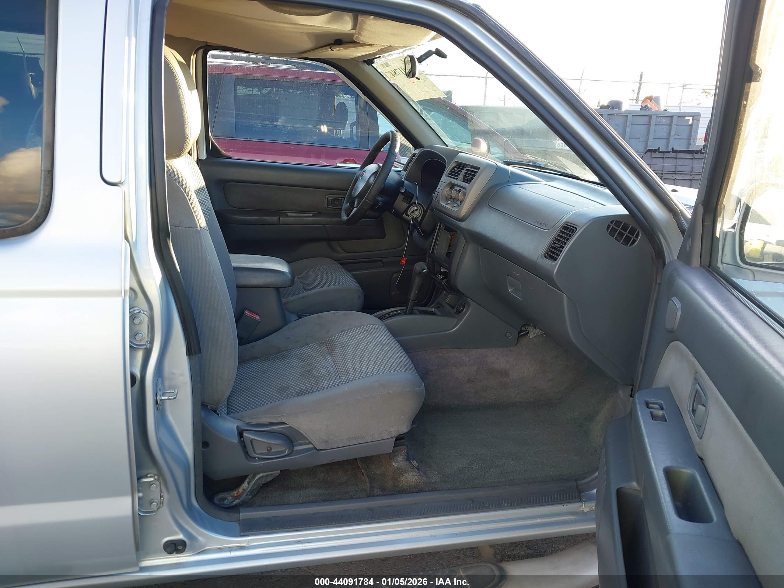 NISSAN FRONTIER image 5