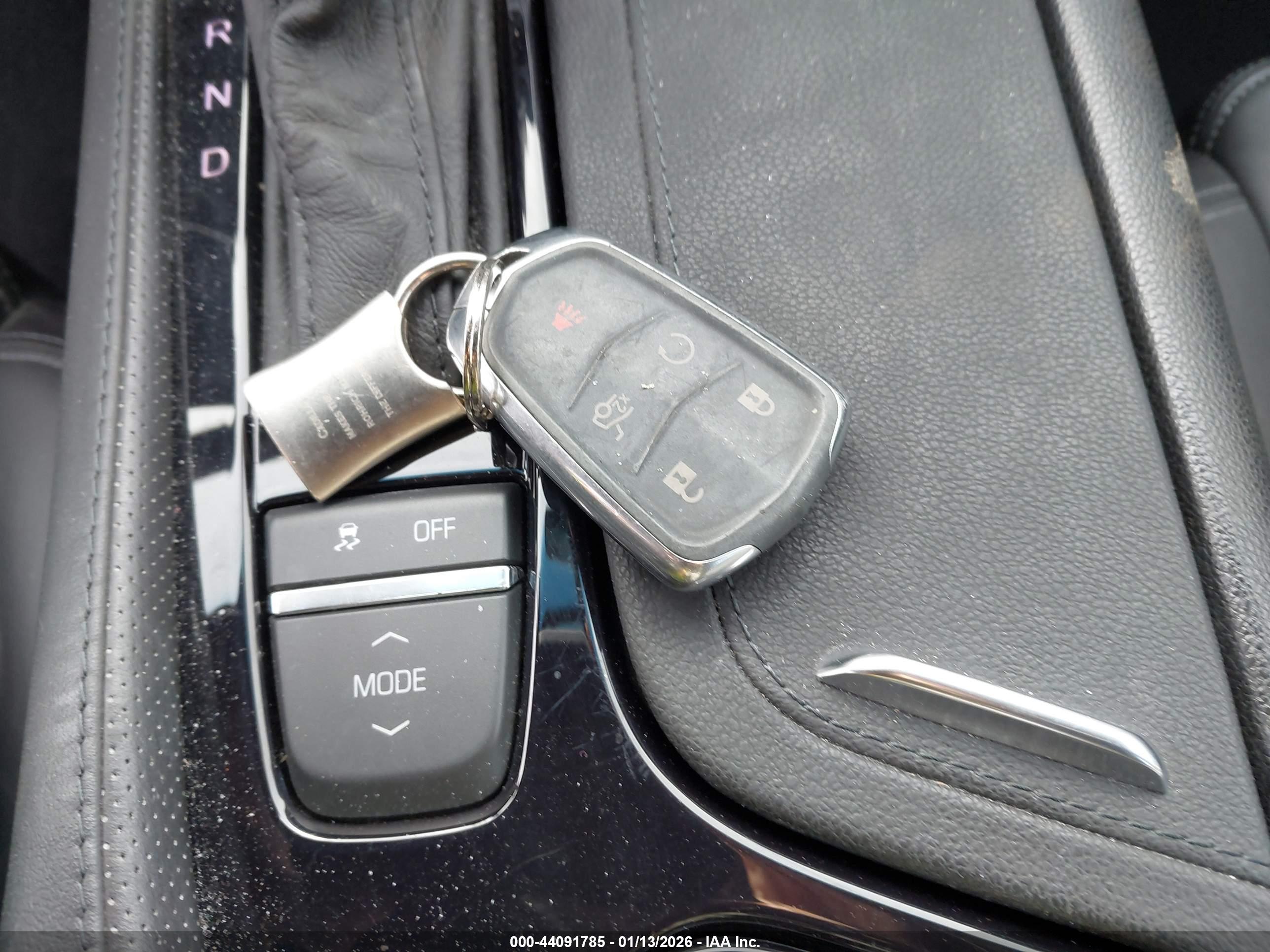 CADILLAC CTS image 11