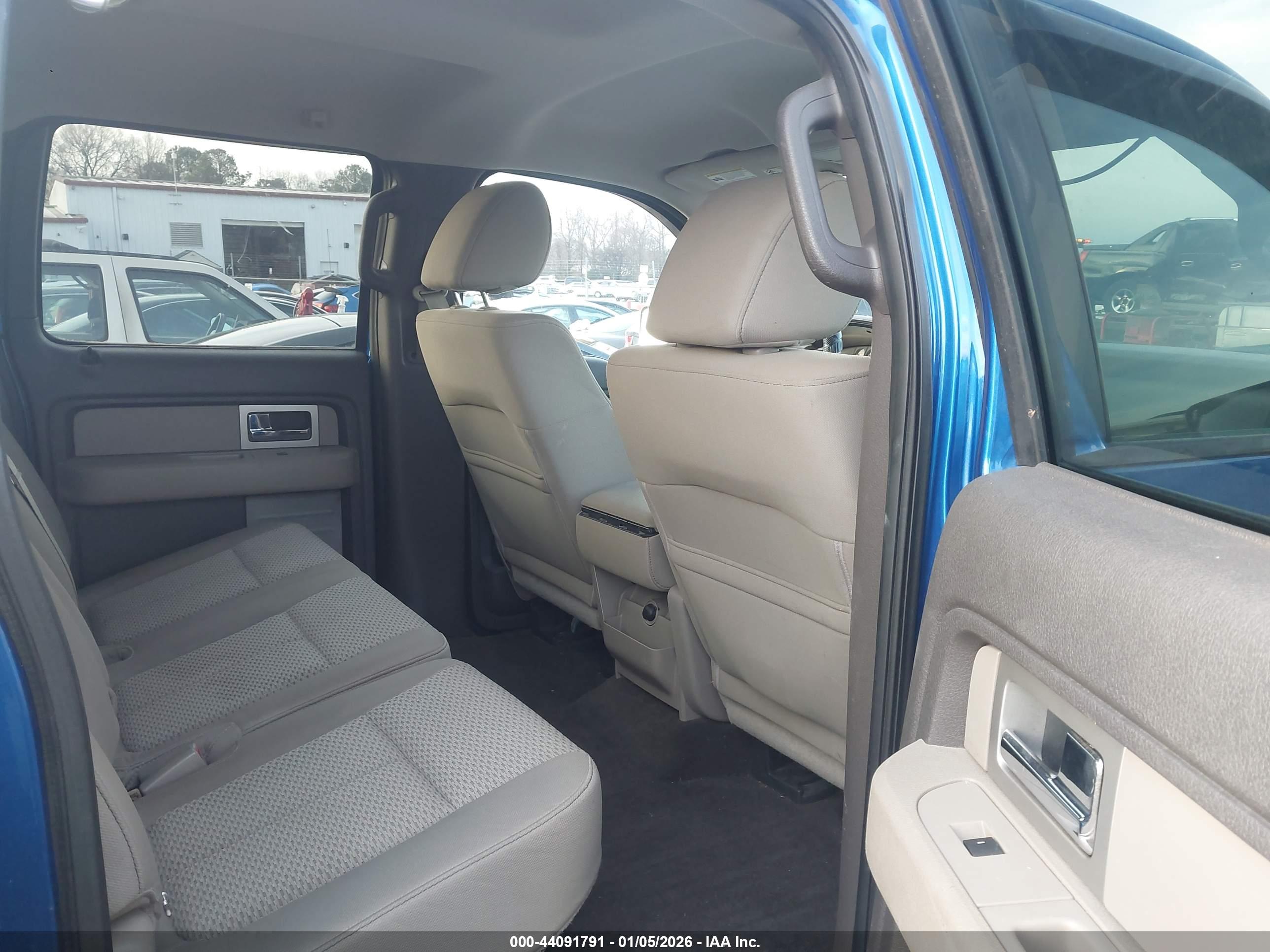 FORD F-150 image 8