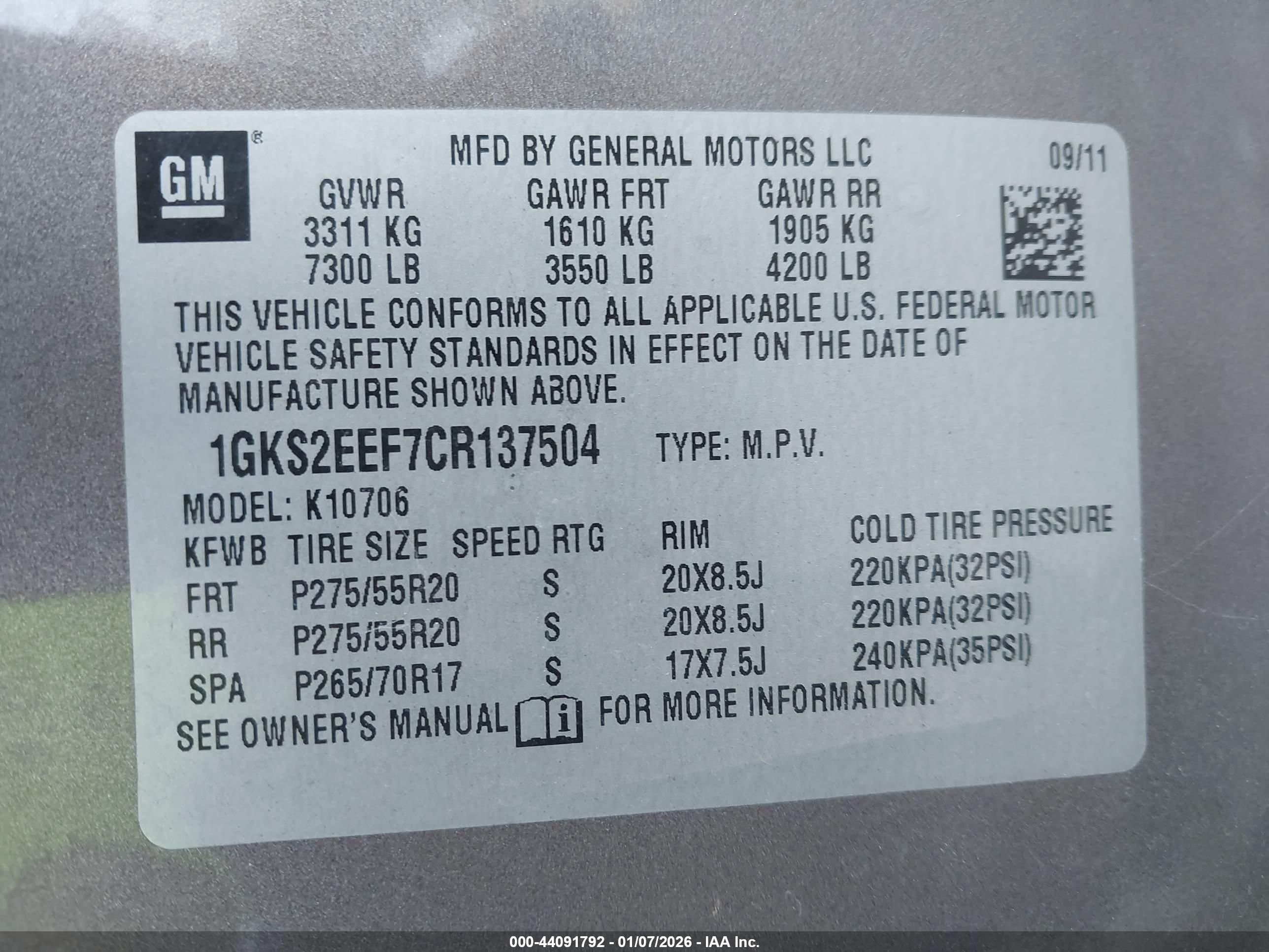 GMC YUKON image 9