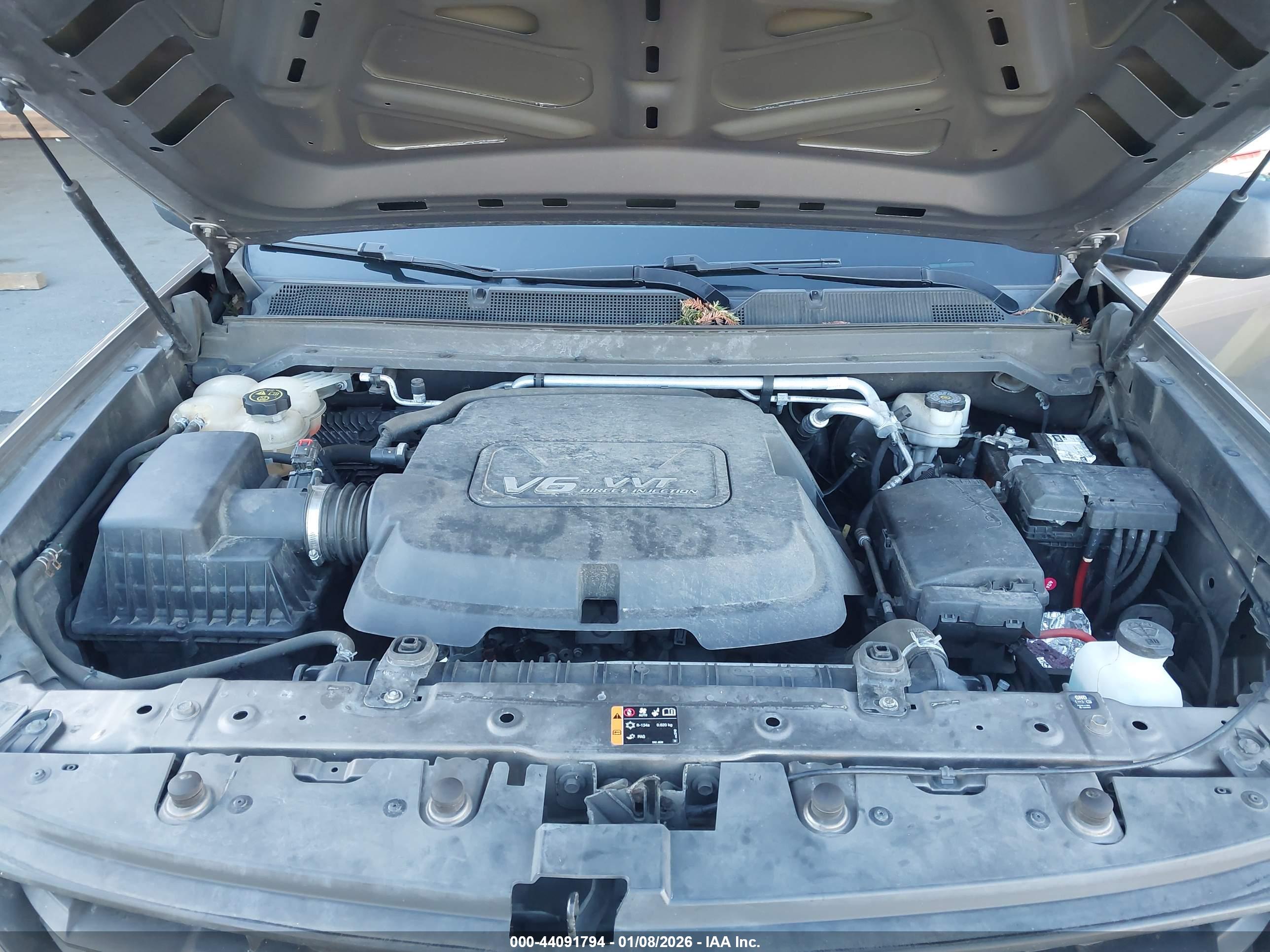 CHEVROLET COLORADO image 10