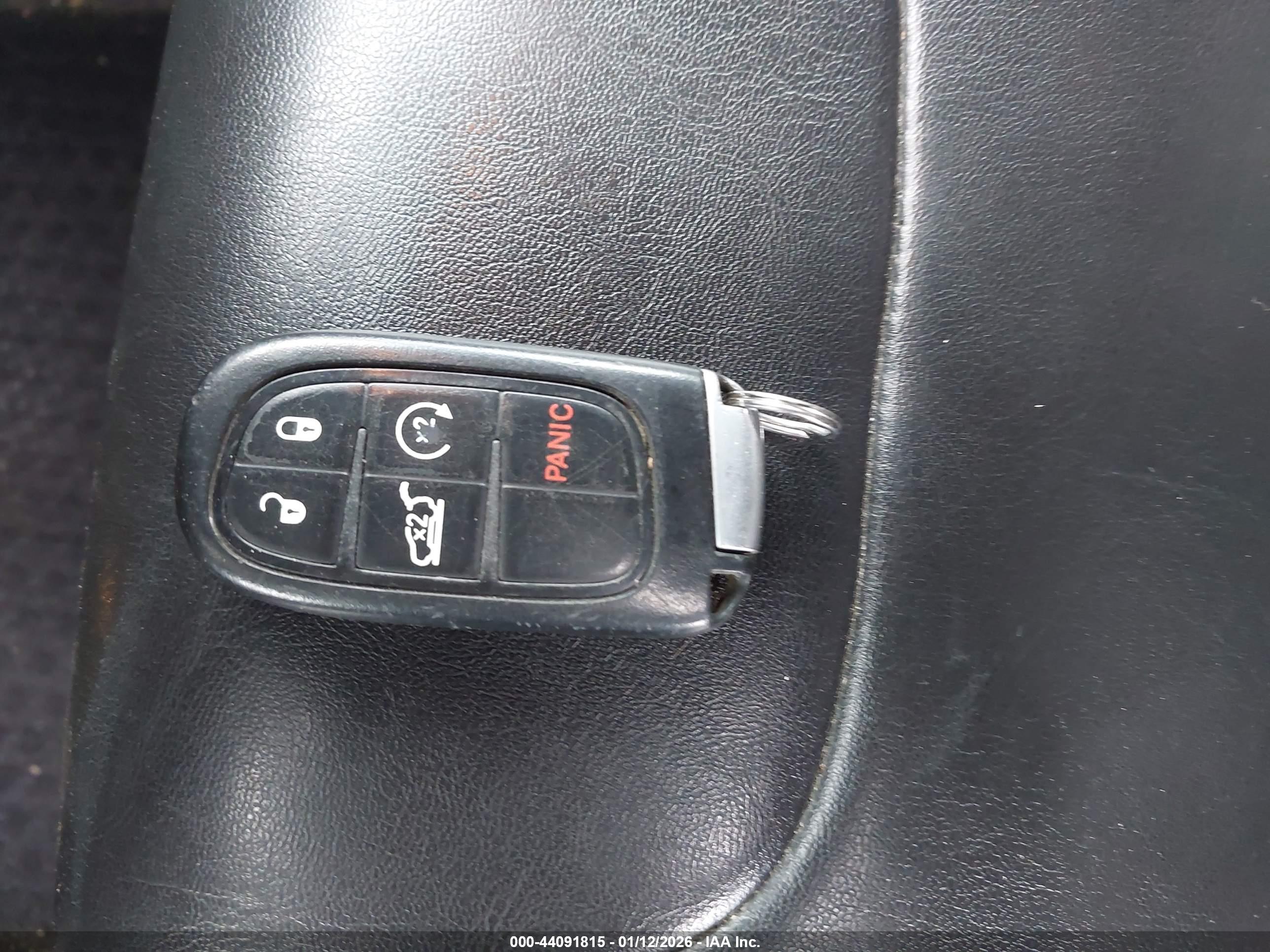 JEEP CHEROKEE image 11