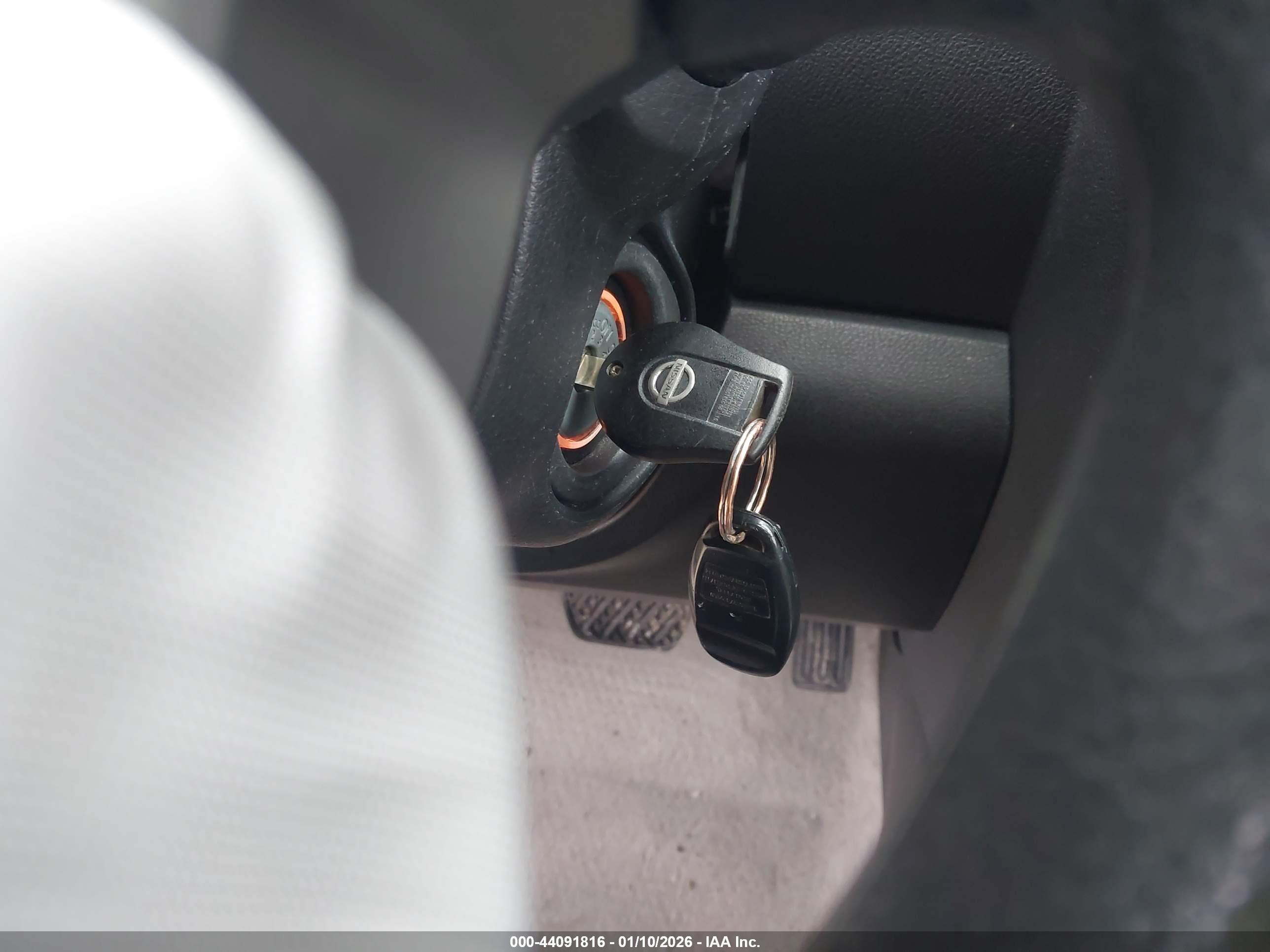 NISSAN ROGUE image 11