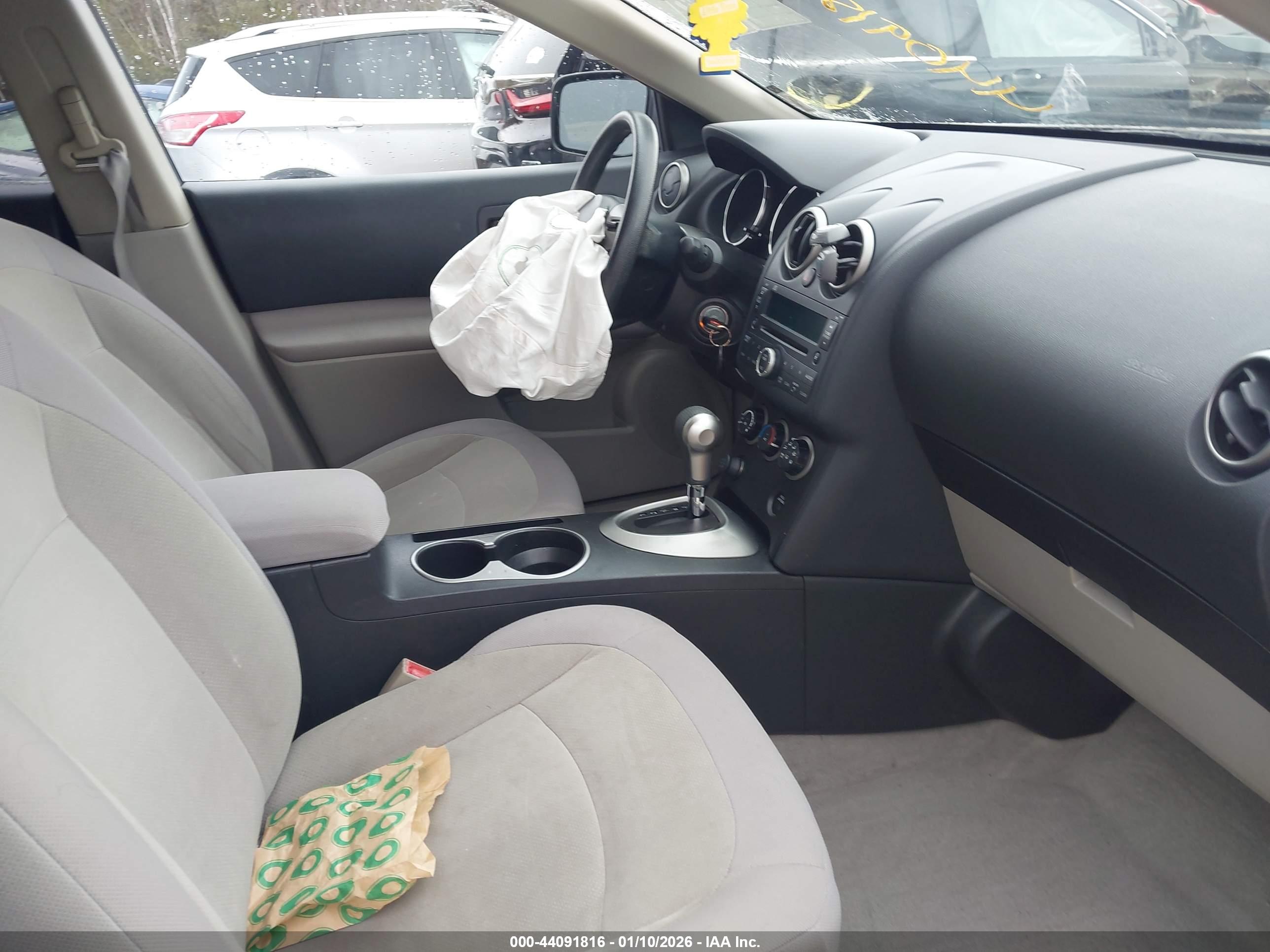NISSAN ROGUE image 5